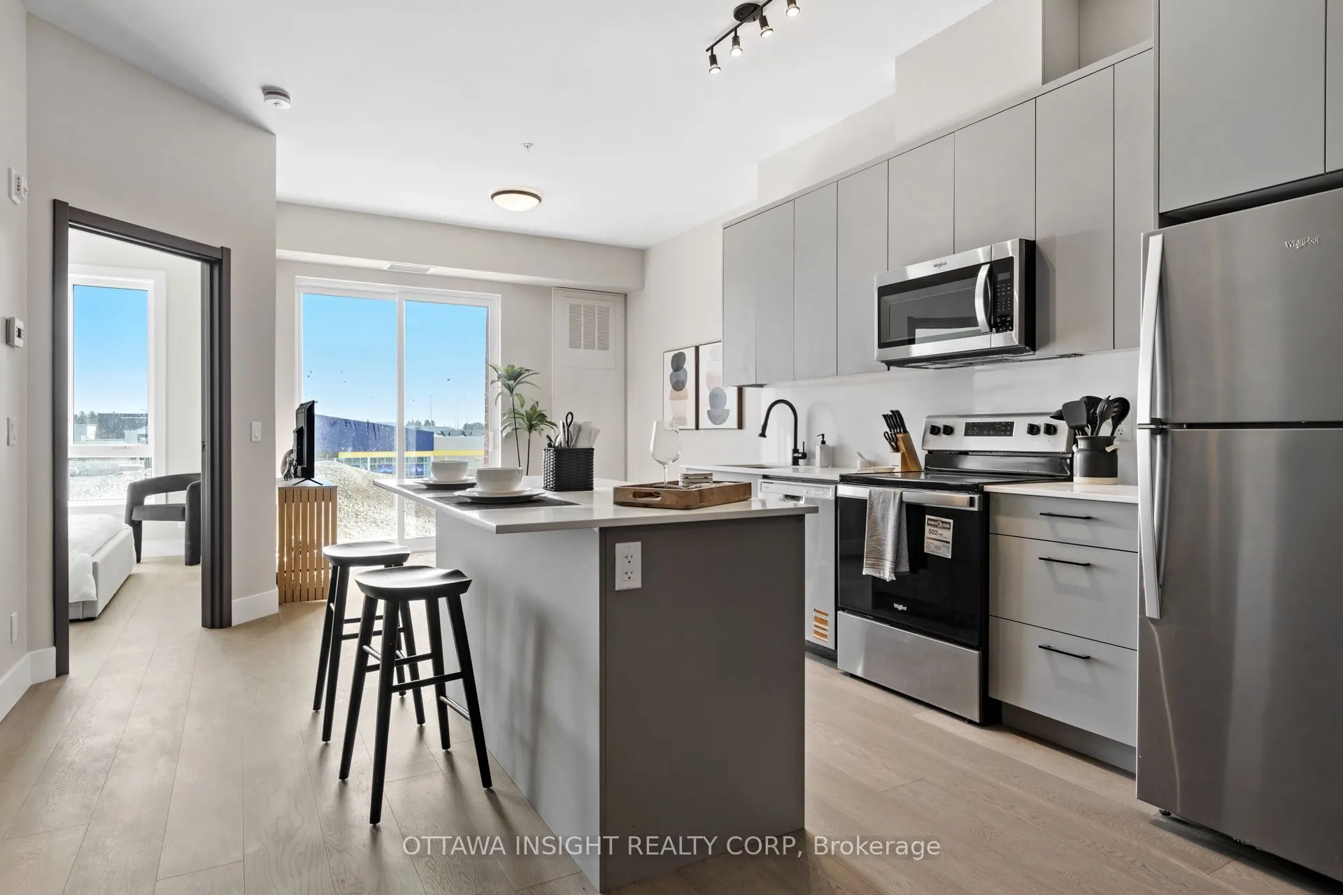 180 Kanata Avenue, #2BBi