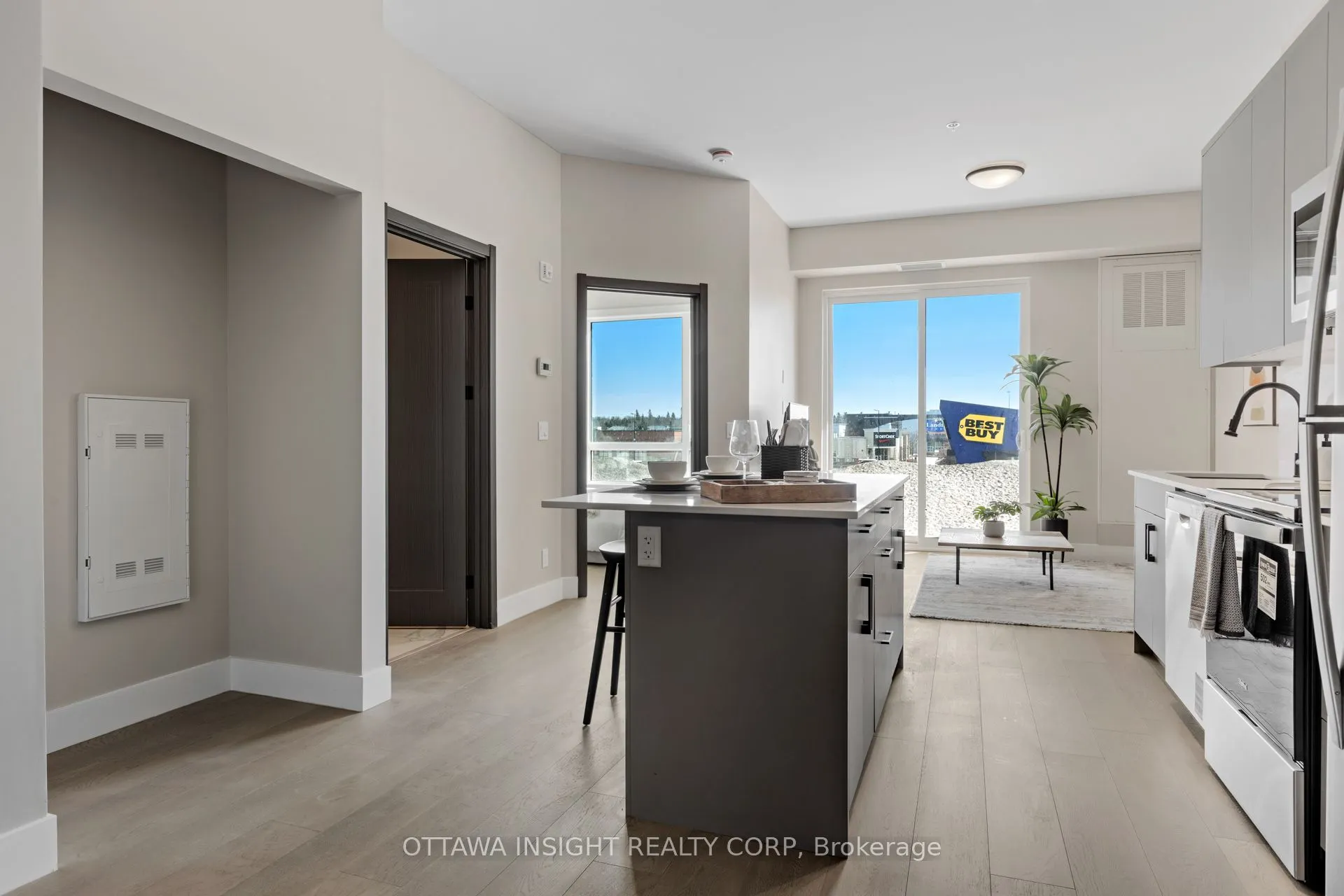 180 Kanata Avenue, #2BBi