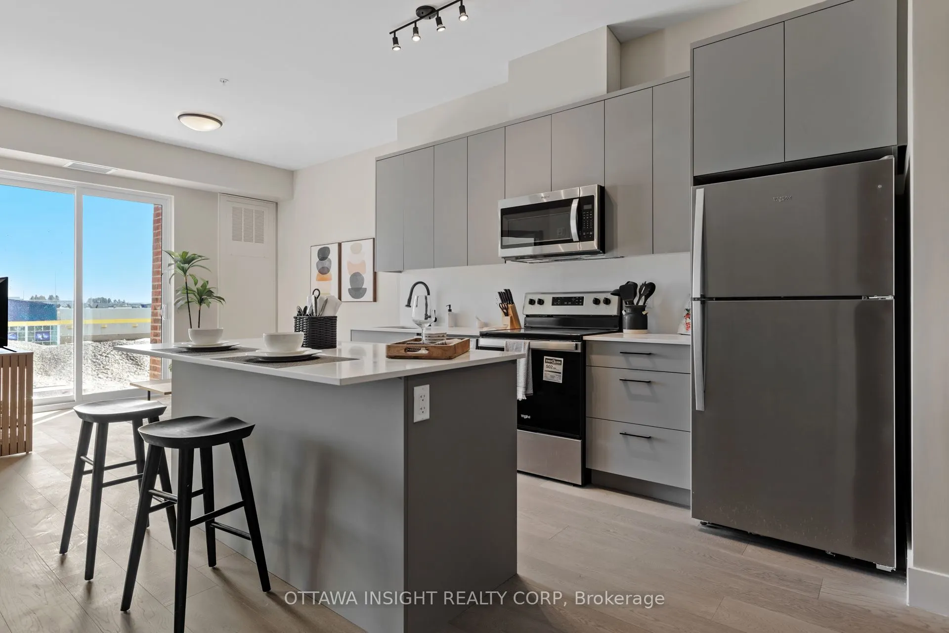 180 Kanata Avenue, #2BBi