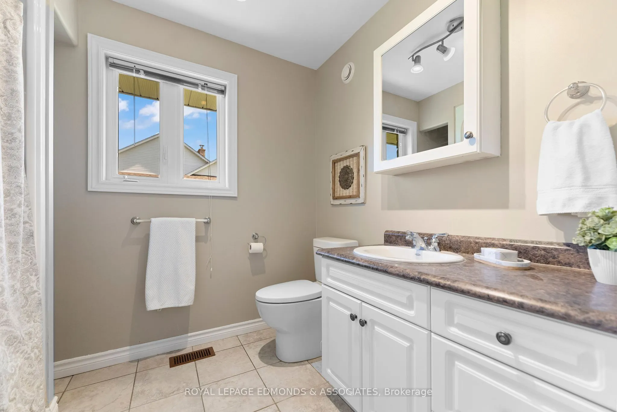 40 Blue Danube Way