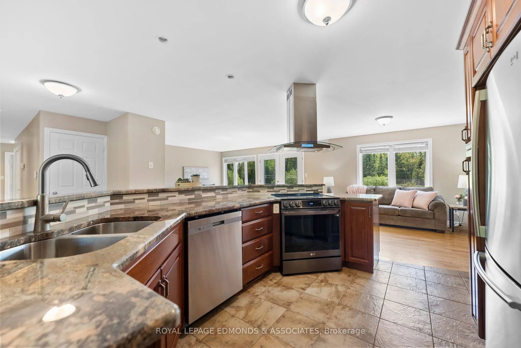 40 Blue Danube Way
