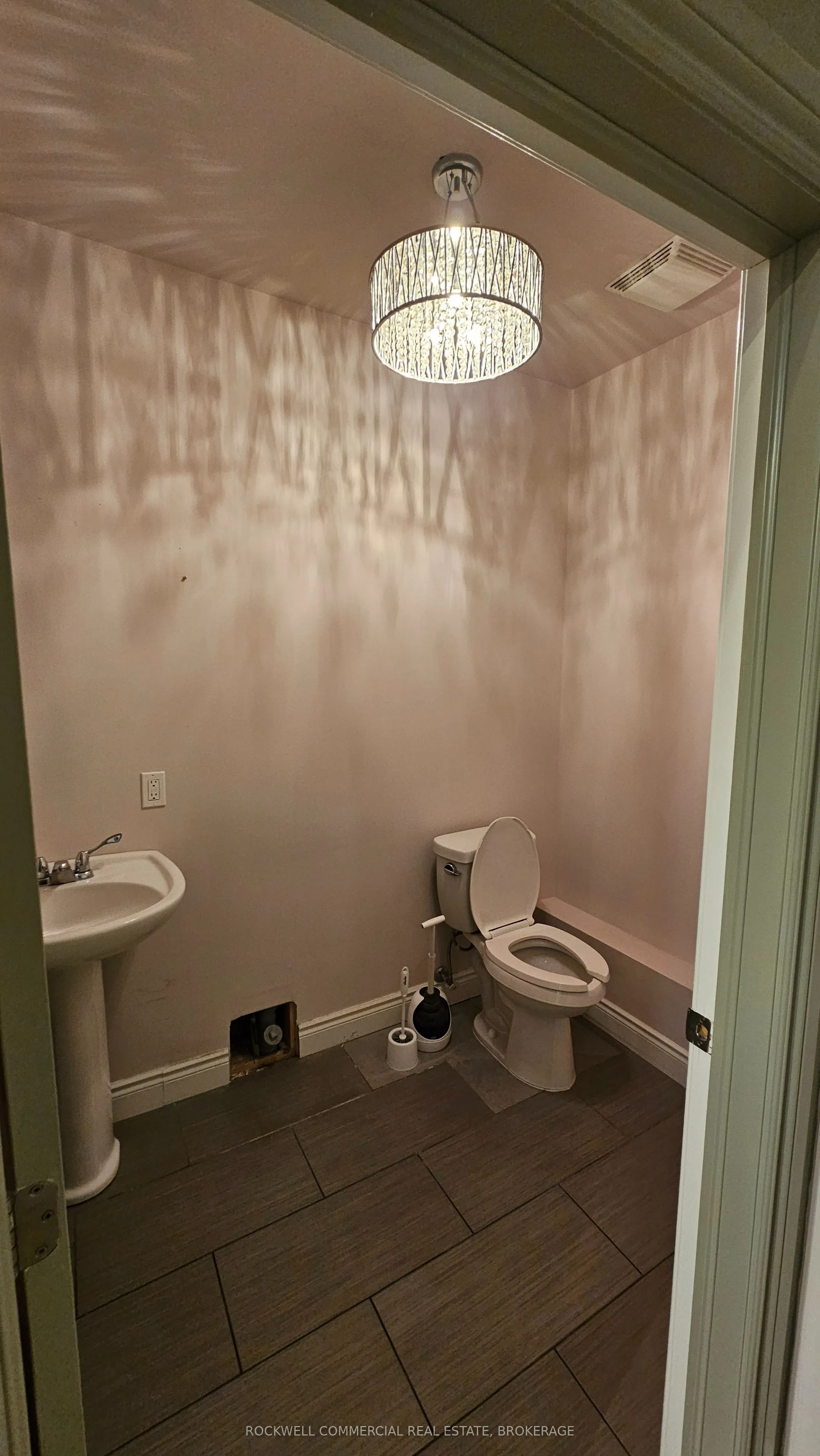662 King Street W, #2