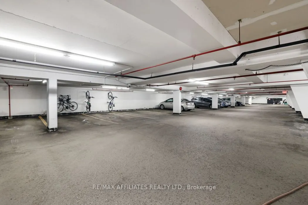 1190 Richmond Road, #304