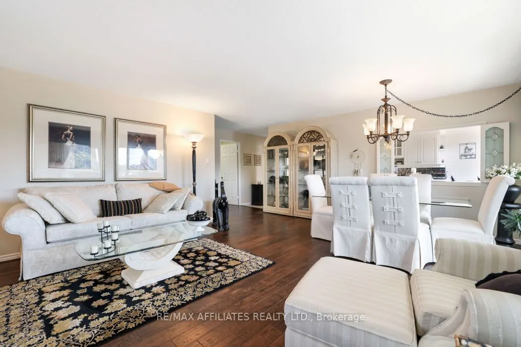 1190 Richmond Road, #304