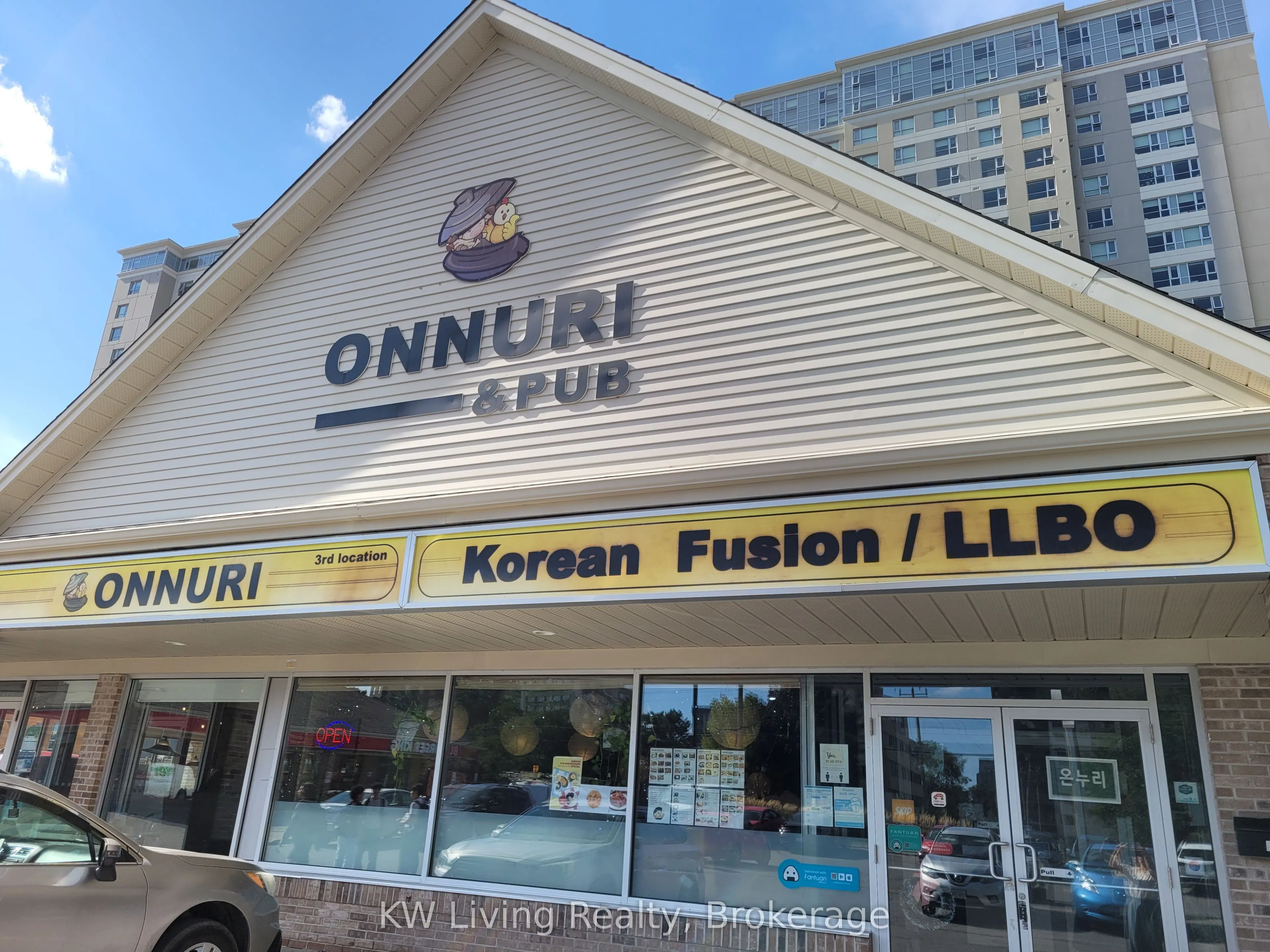 140 University Avenue W, #6B