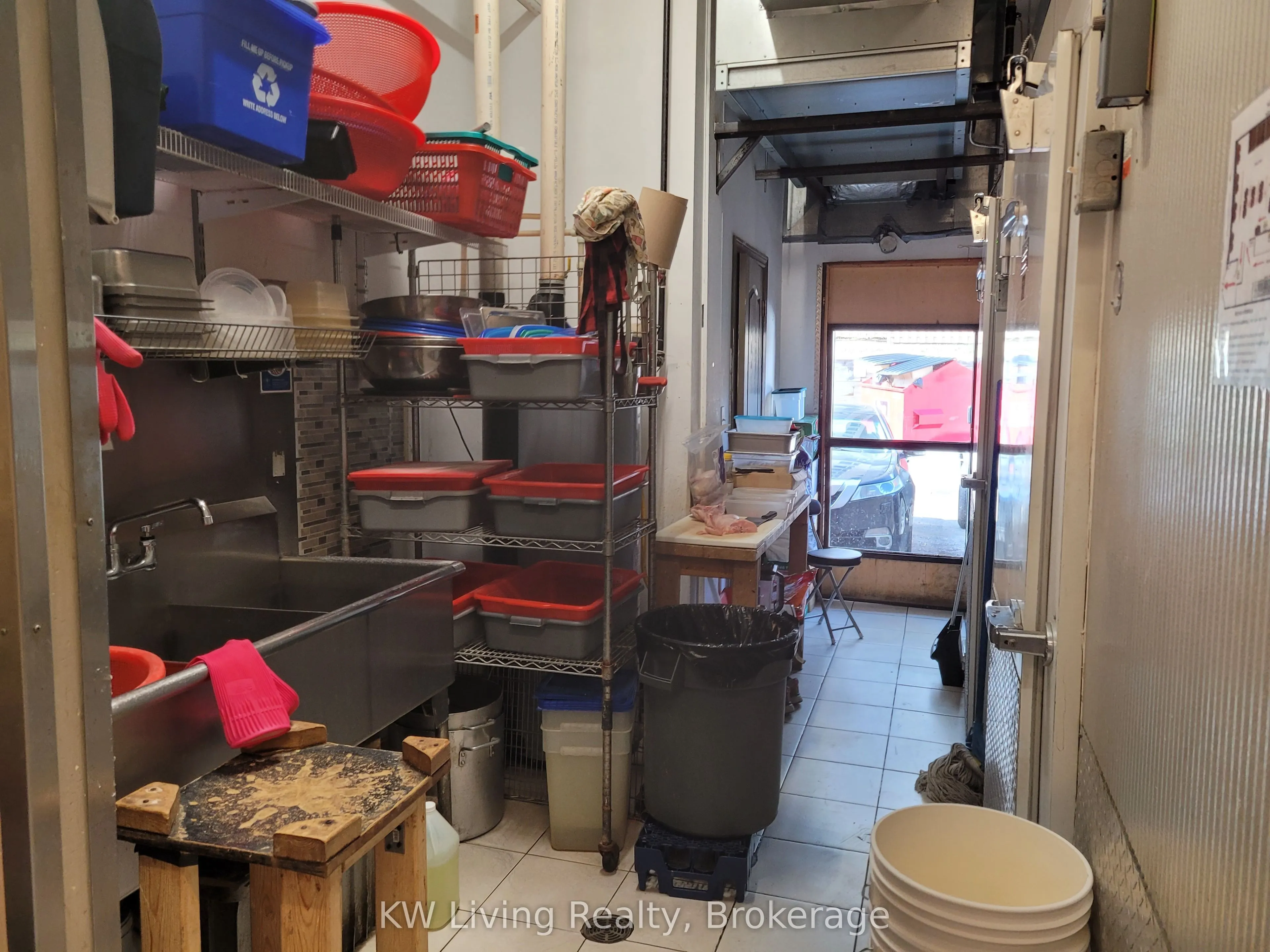 140 University Avenue W, #6B