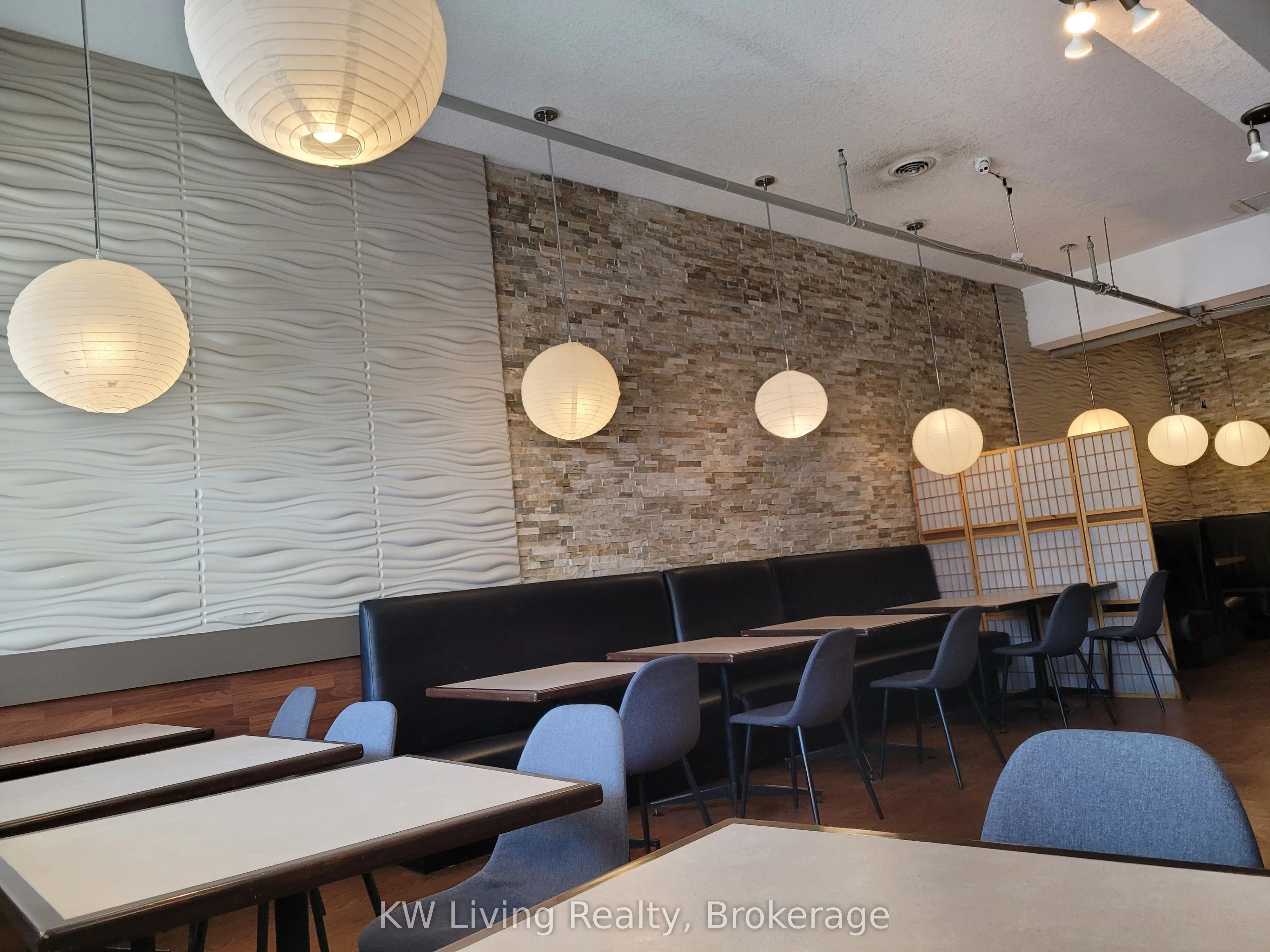 140 University Avenue W, #6B