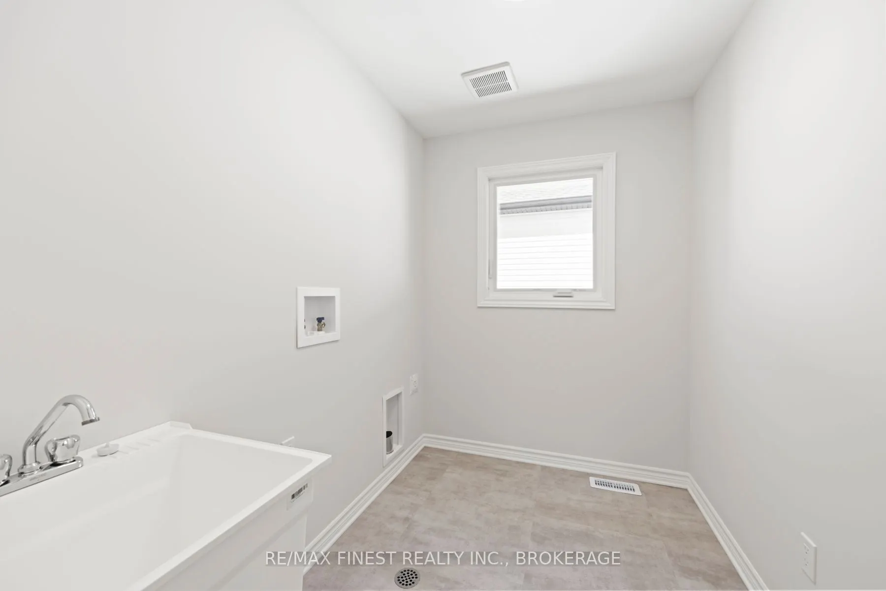 1315 Turnbull Way