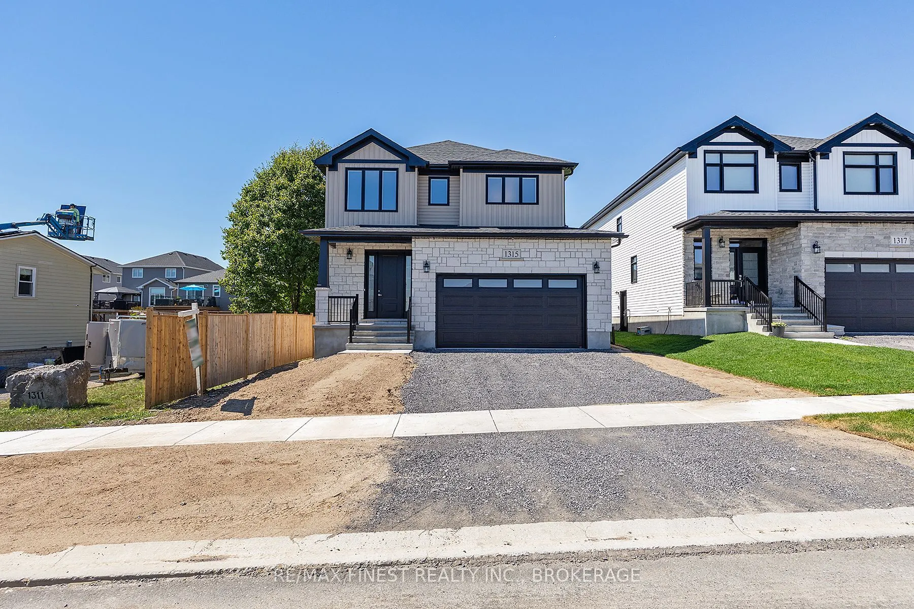 1315 Turnbull Way