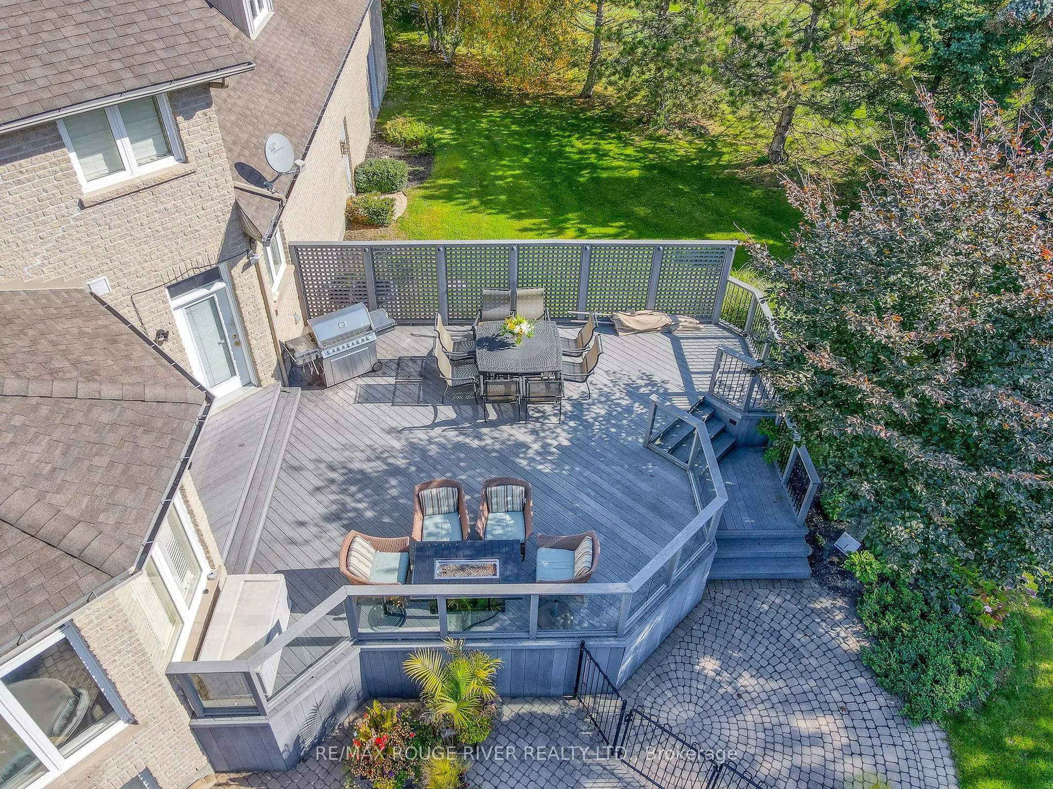 5 LYNDEN Court