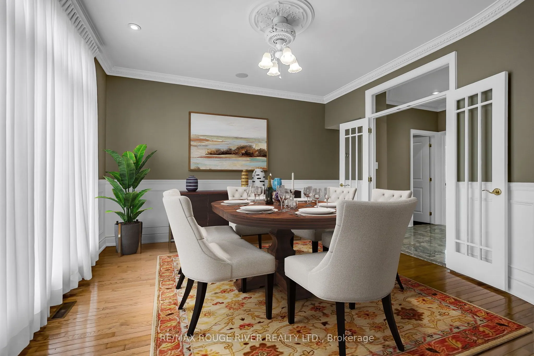 5 LYNDEN Court