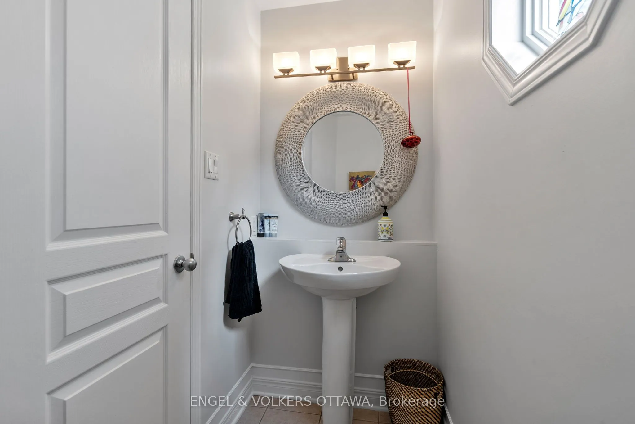 110 Encore Private
