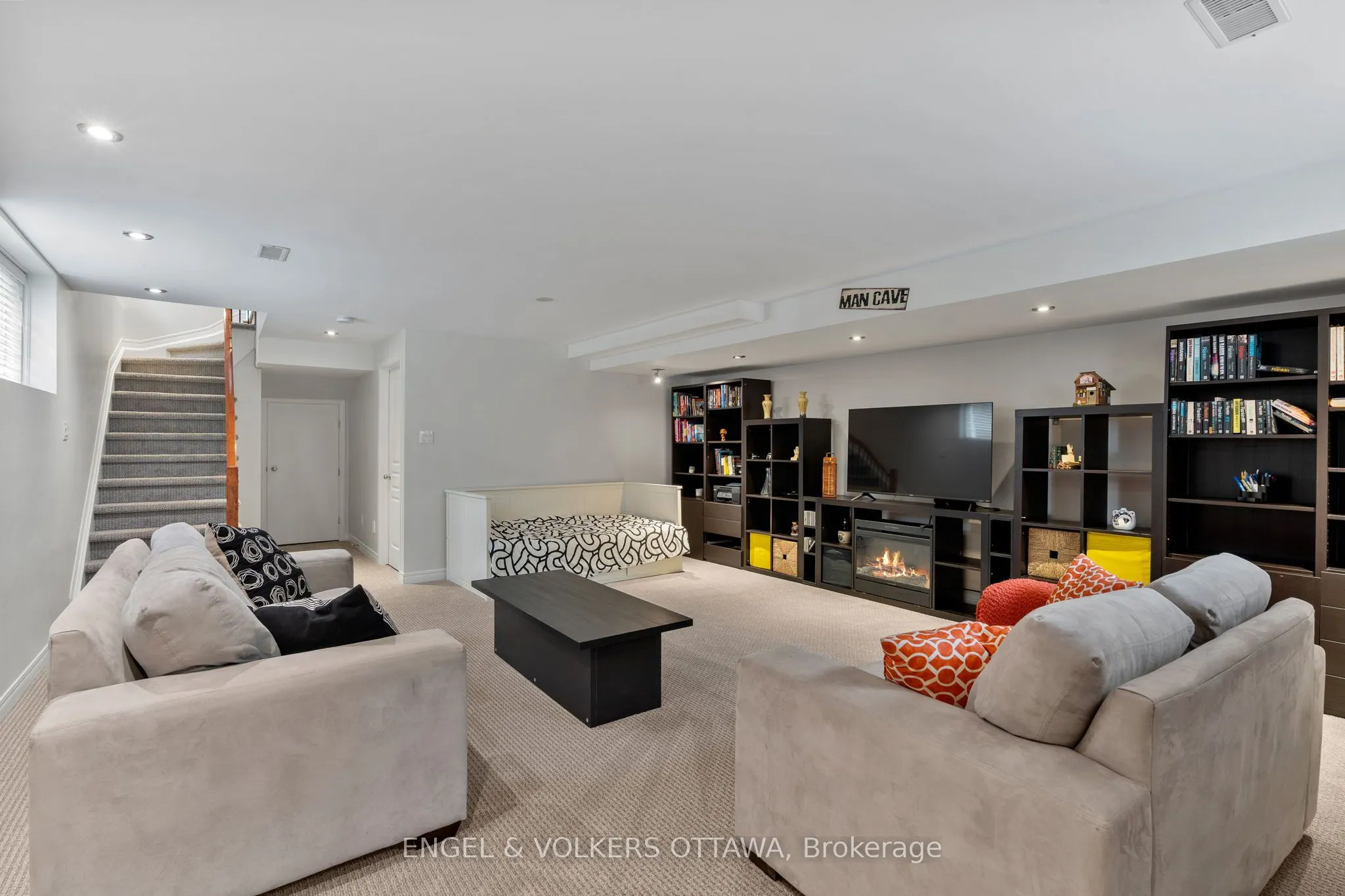 110 Encore Private
