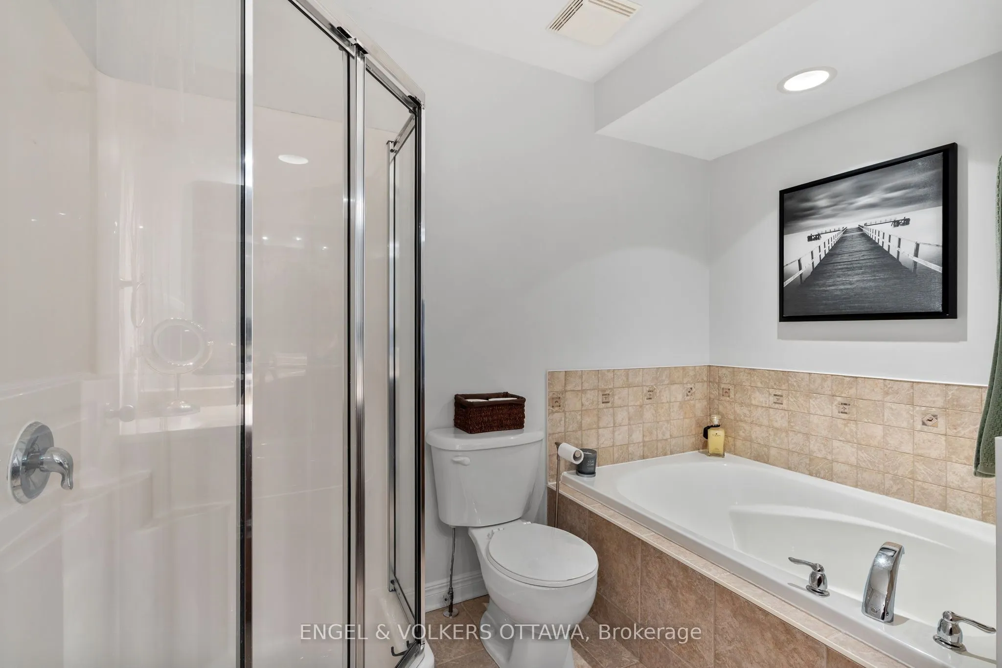 110 Encore Private