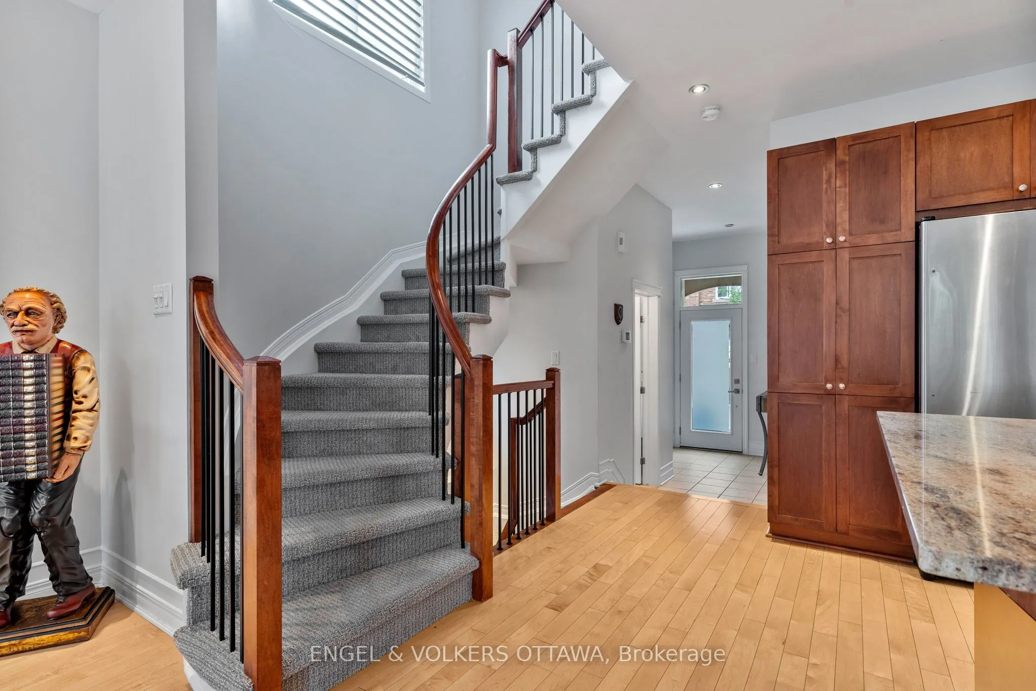 110 Encore Private