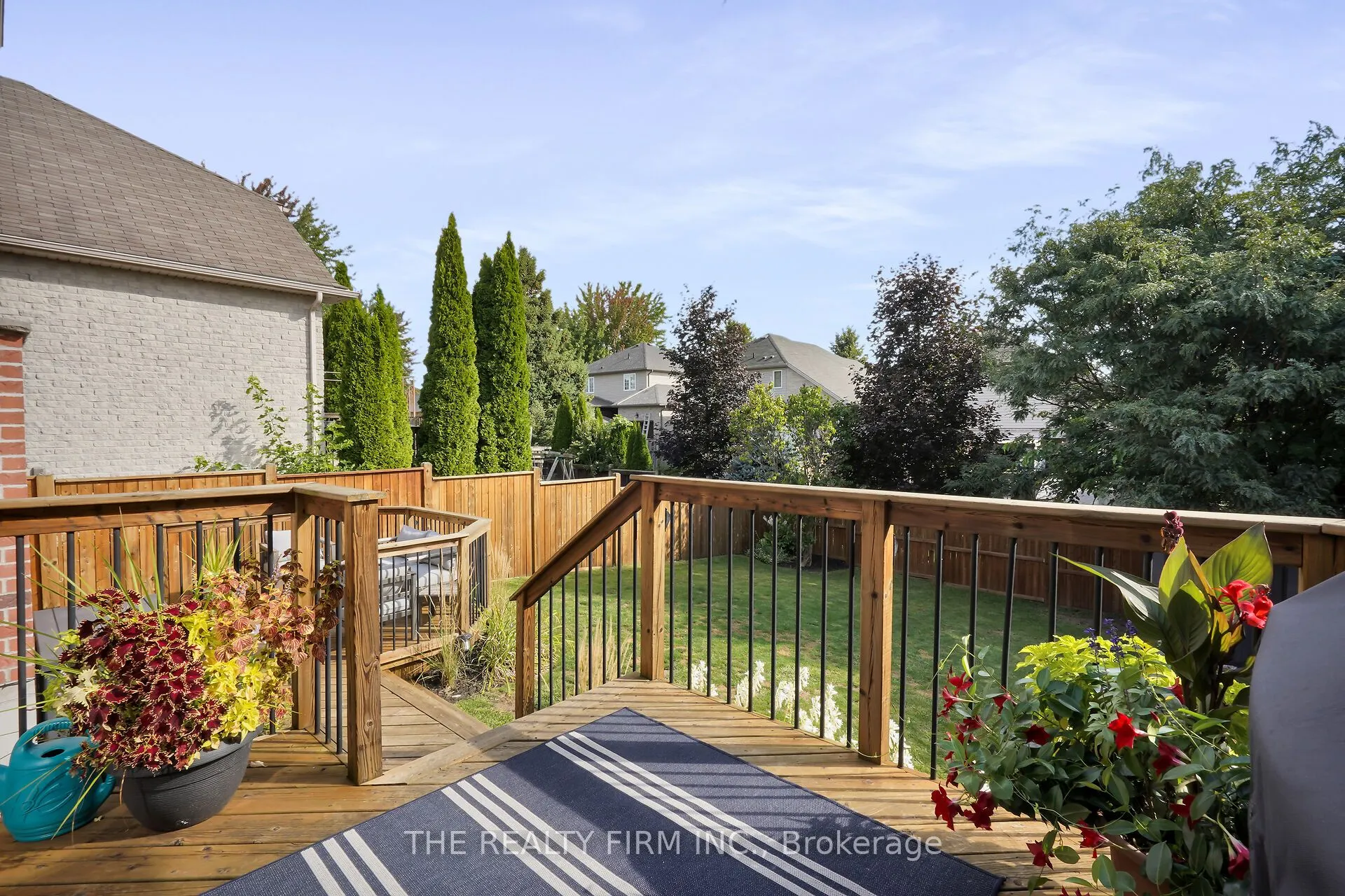 581 Clearwater Crescent