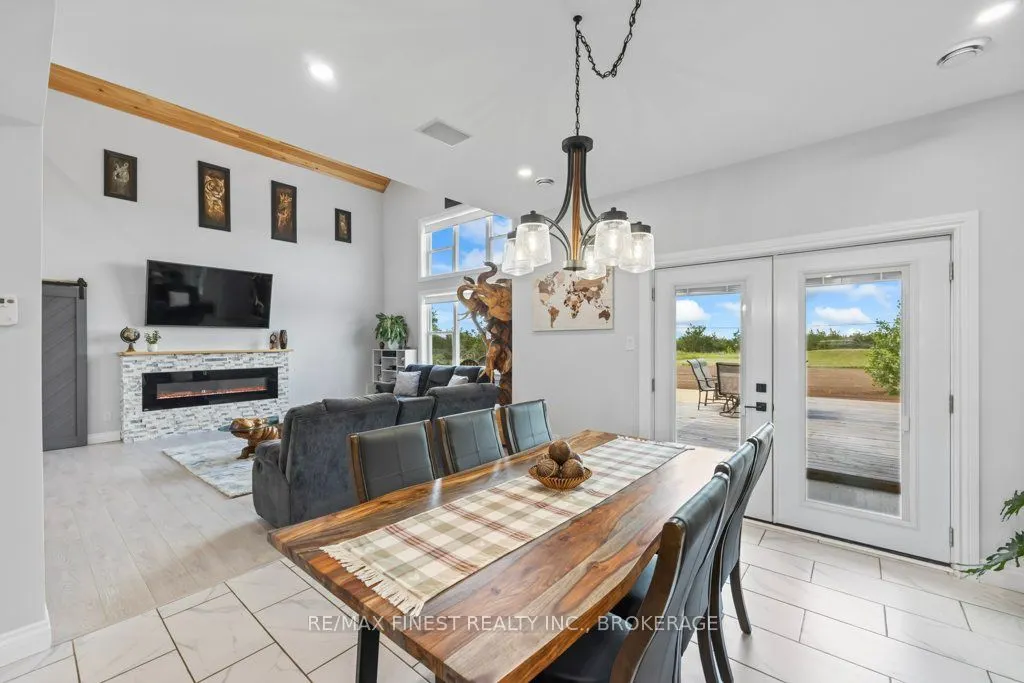 952 County Road 6
