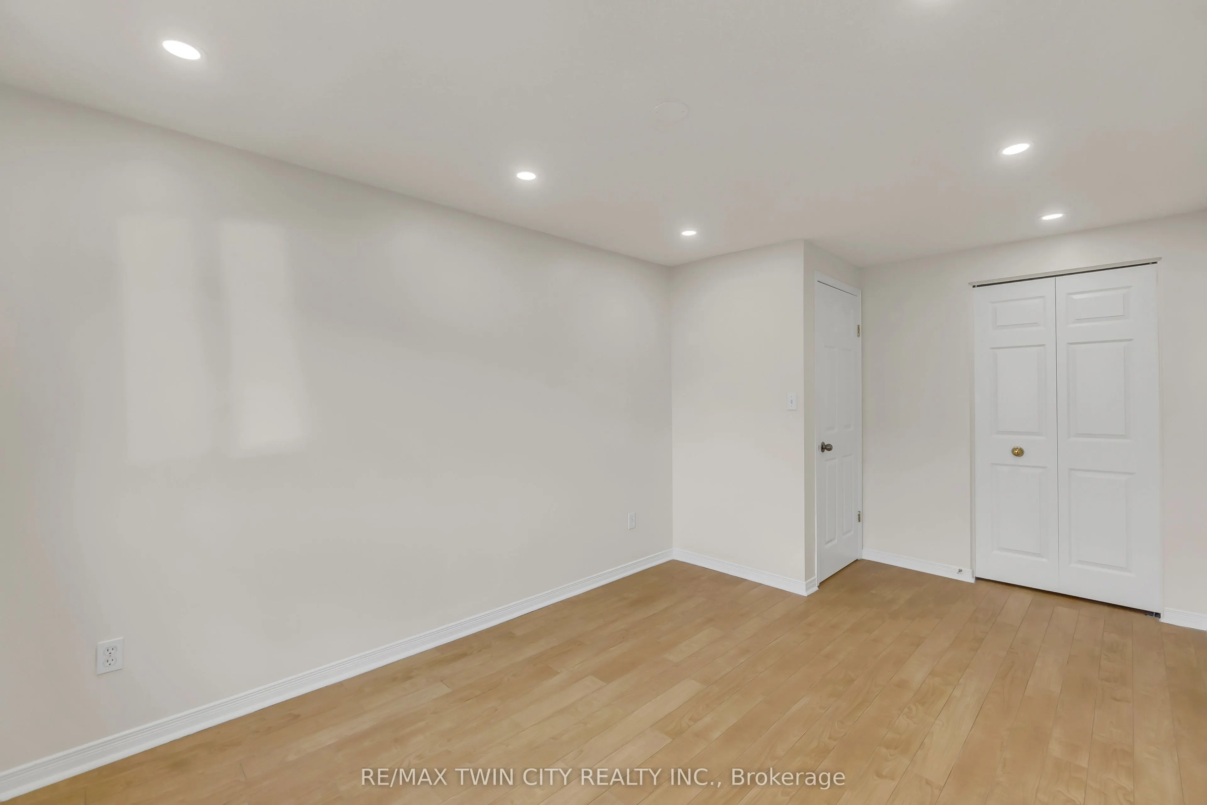 62 Foxglove Crescent