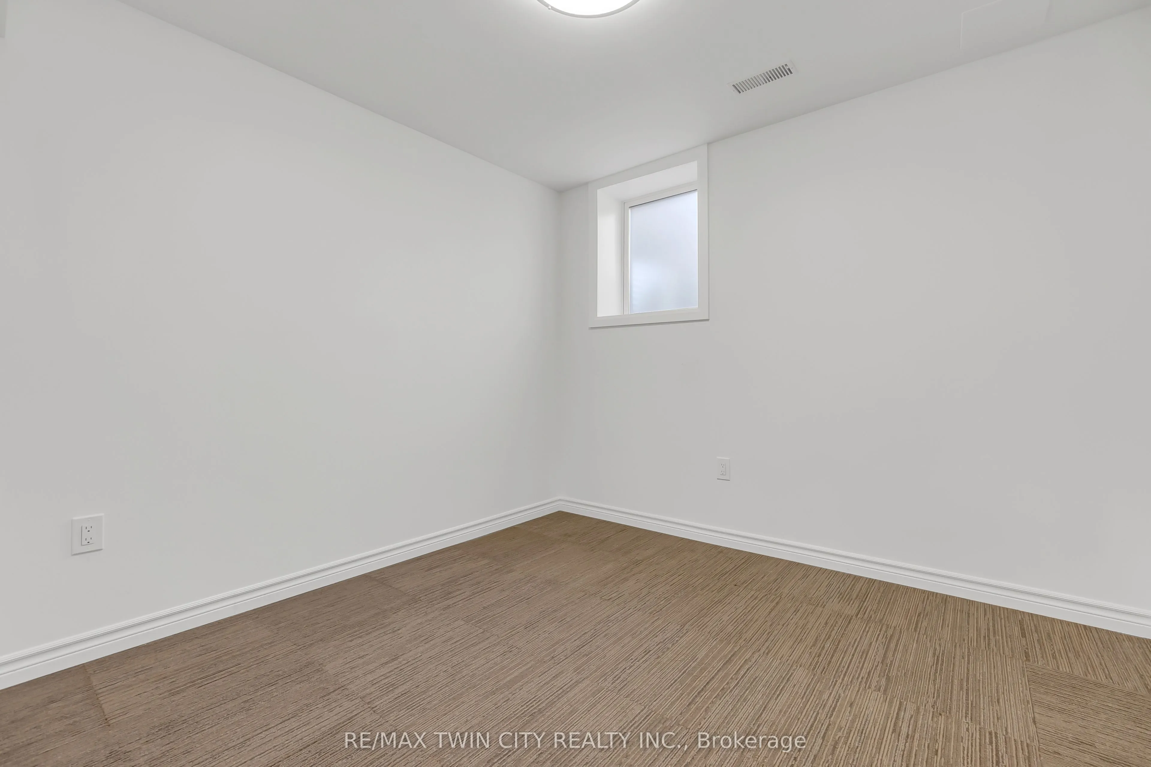 62 Foxglove Crescent
