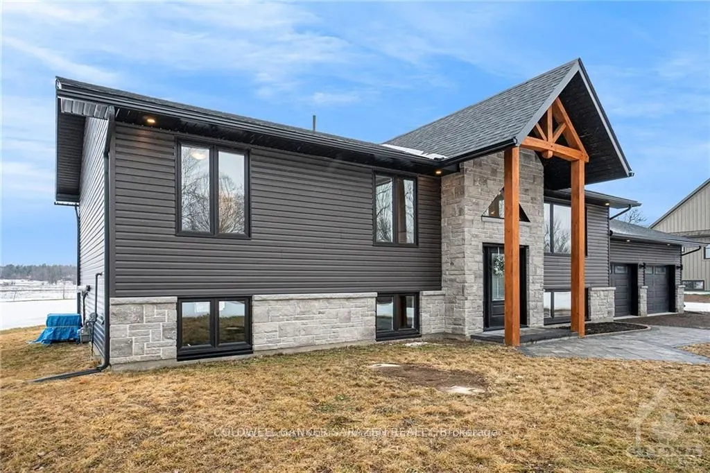 902 Munro Drive