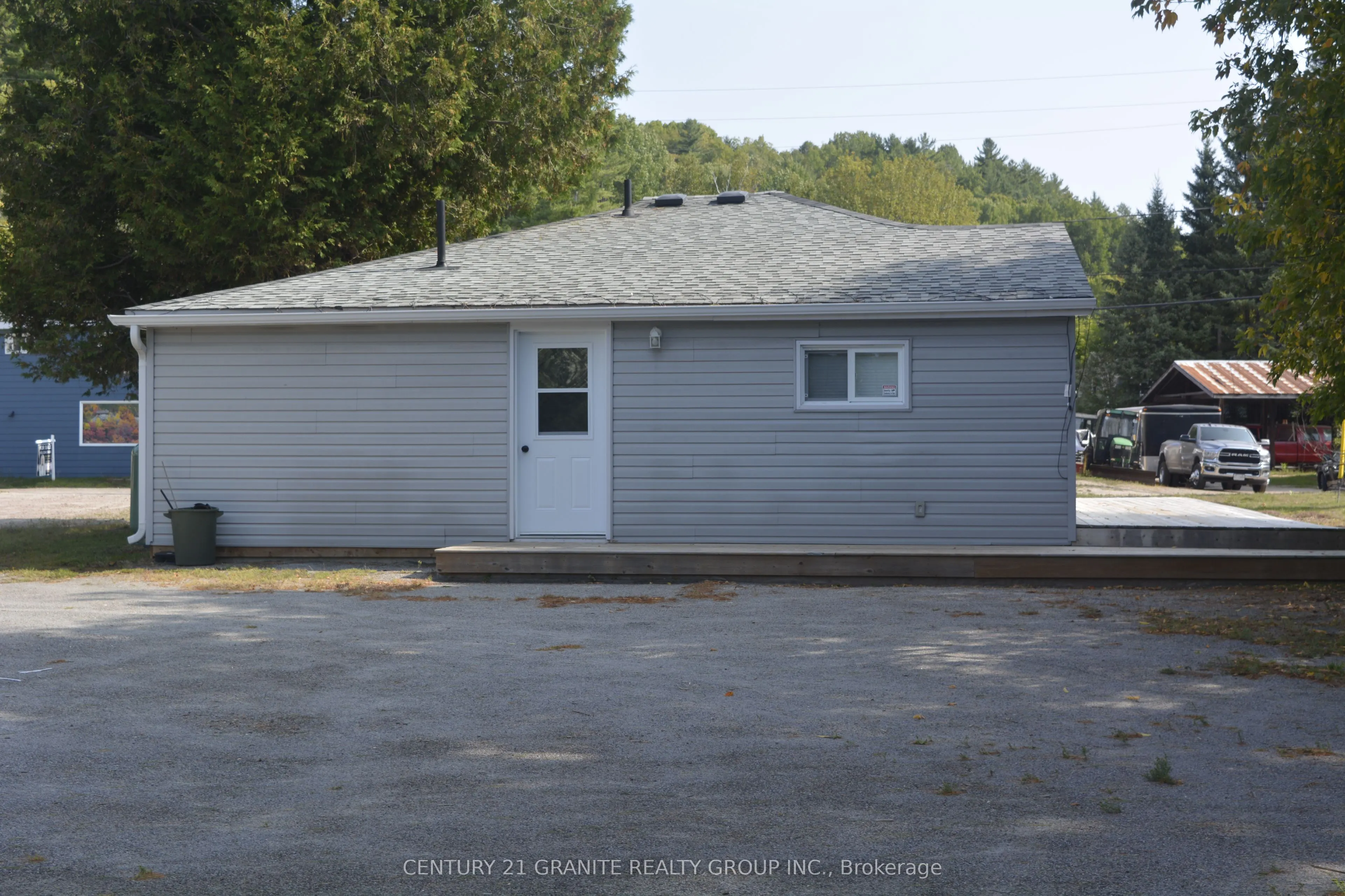 178 Hastings Street N