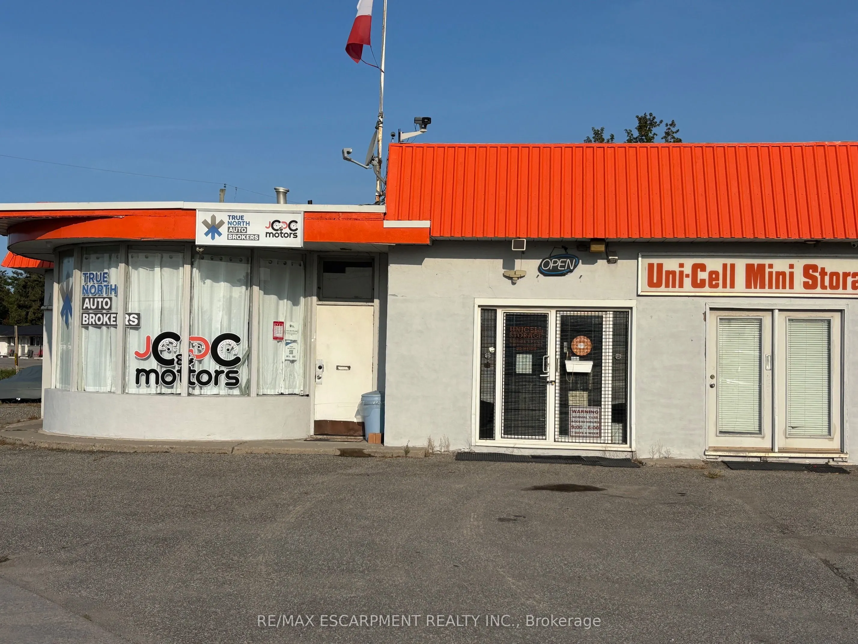 970 Highway 7 Highway