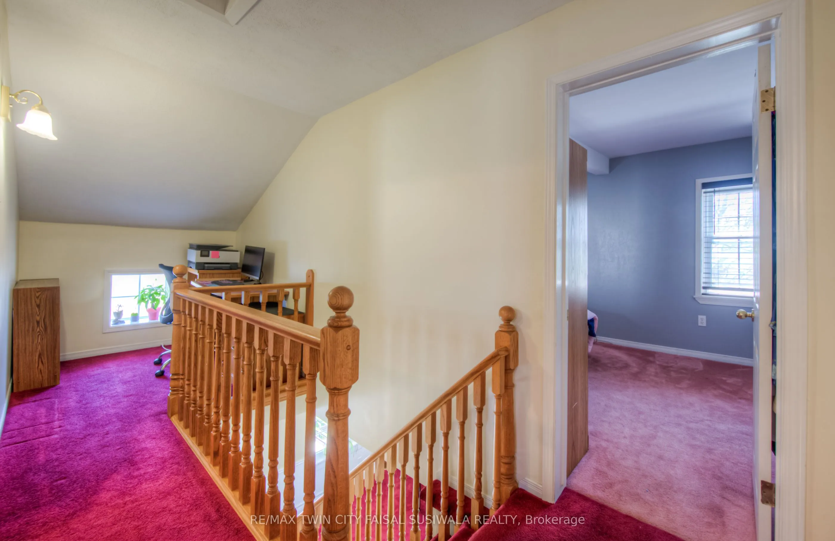 150 WOOLWICH Street S