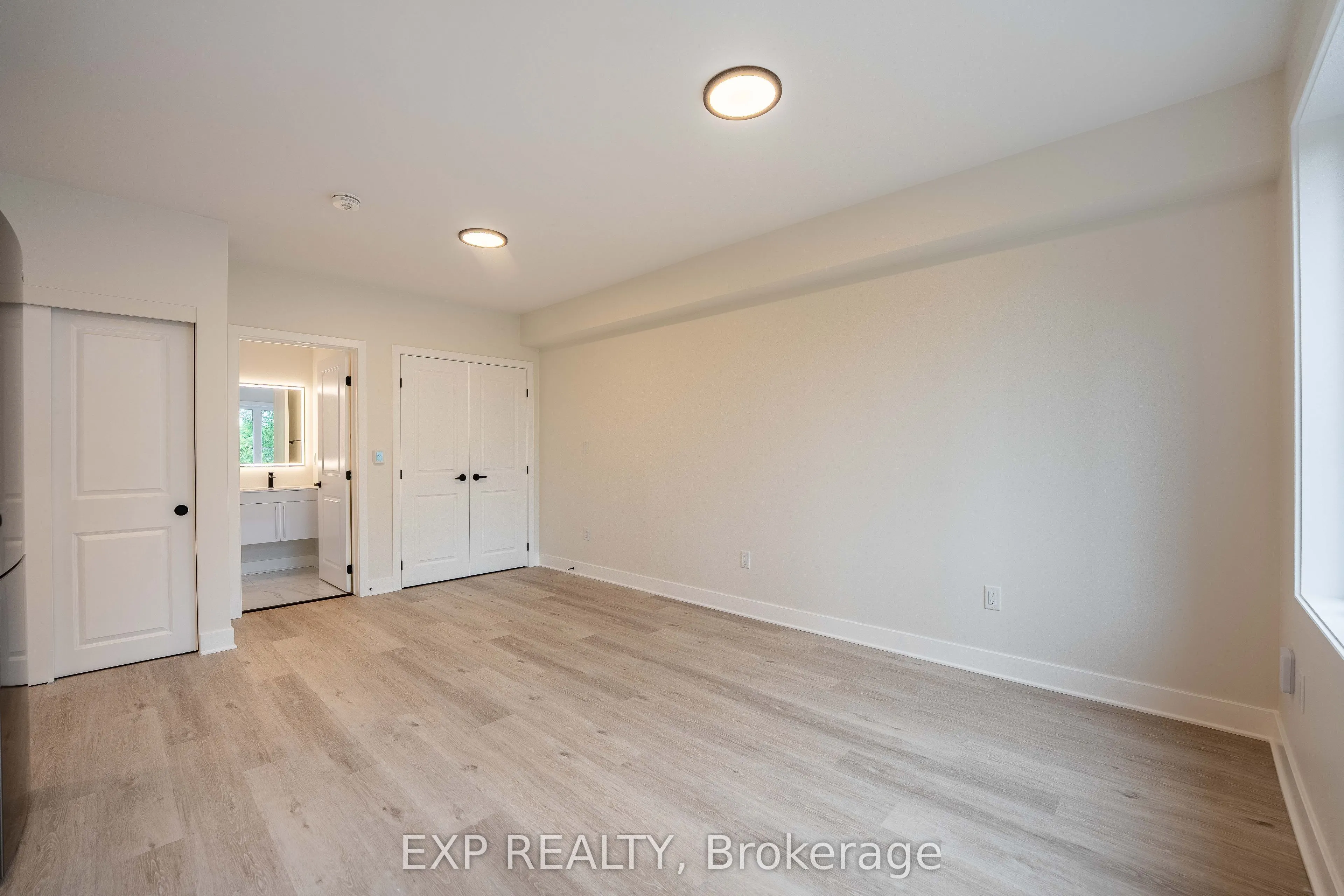 362 Lacasse Avenue, #101