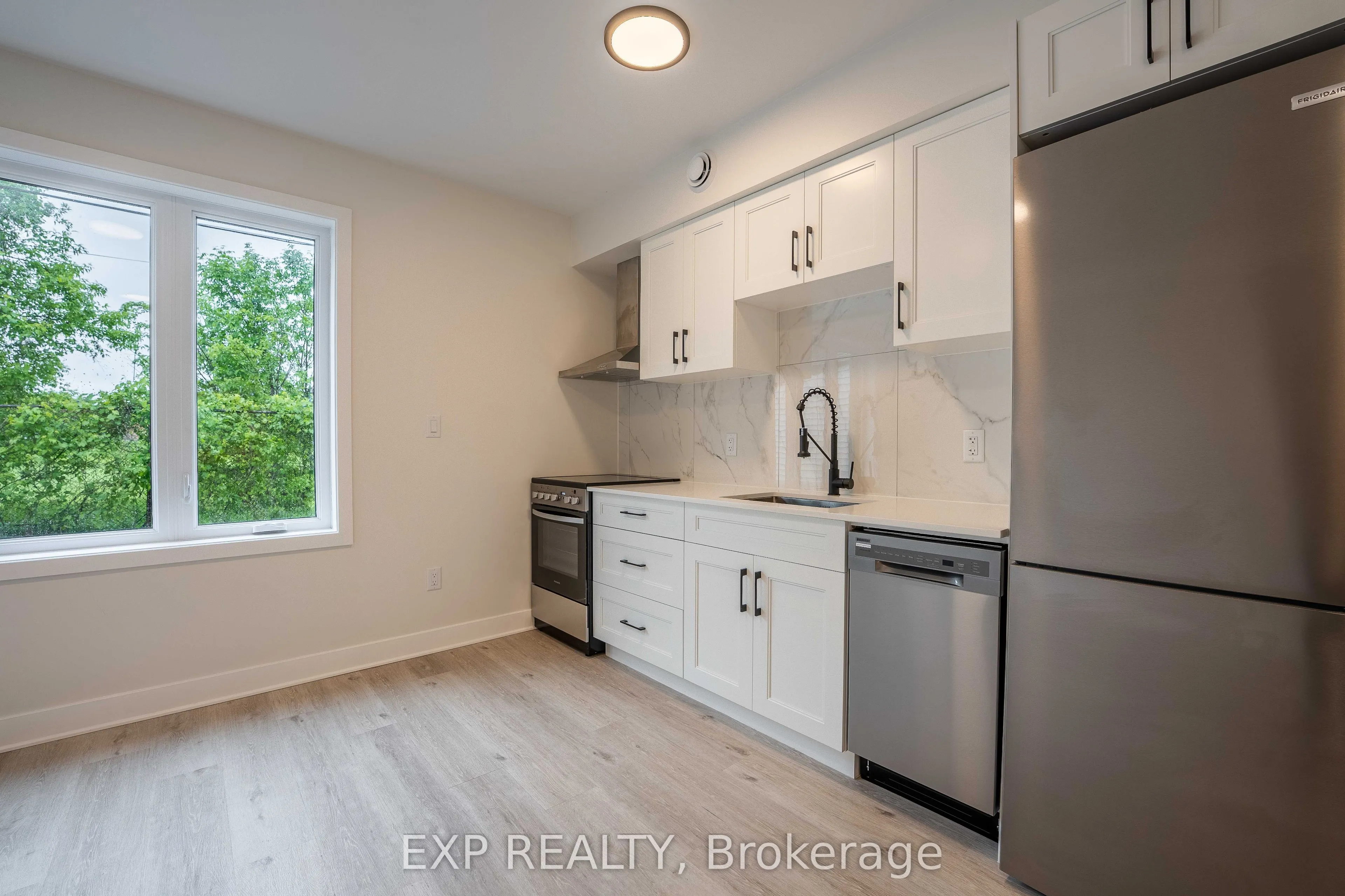 362 Lacasse Avenue, #101