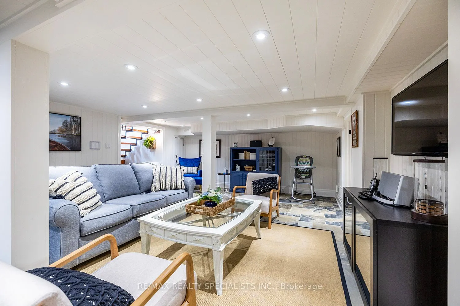 127 Driftwood Village Road