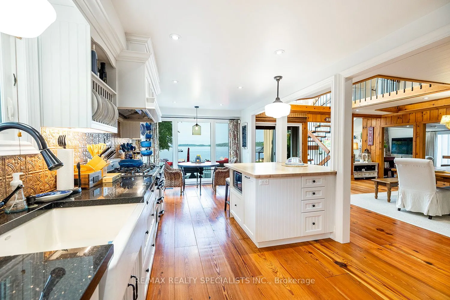127 Driftwood Village Road