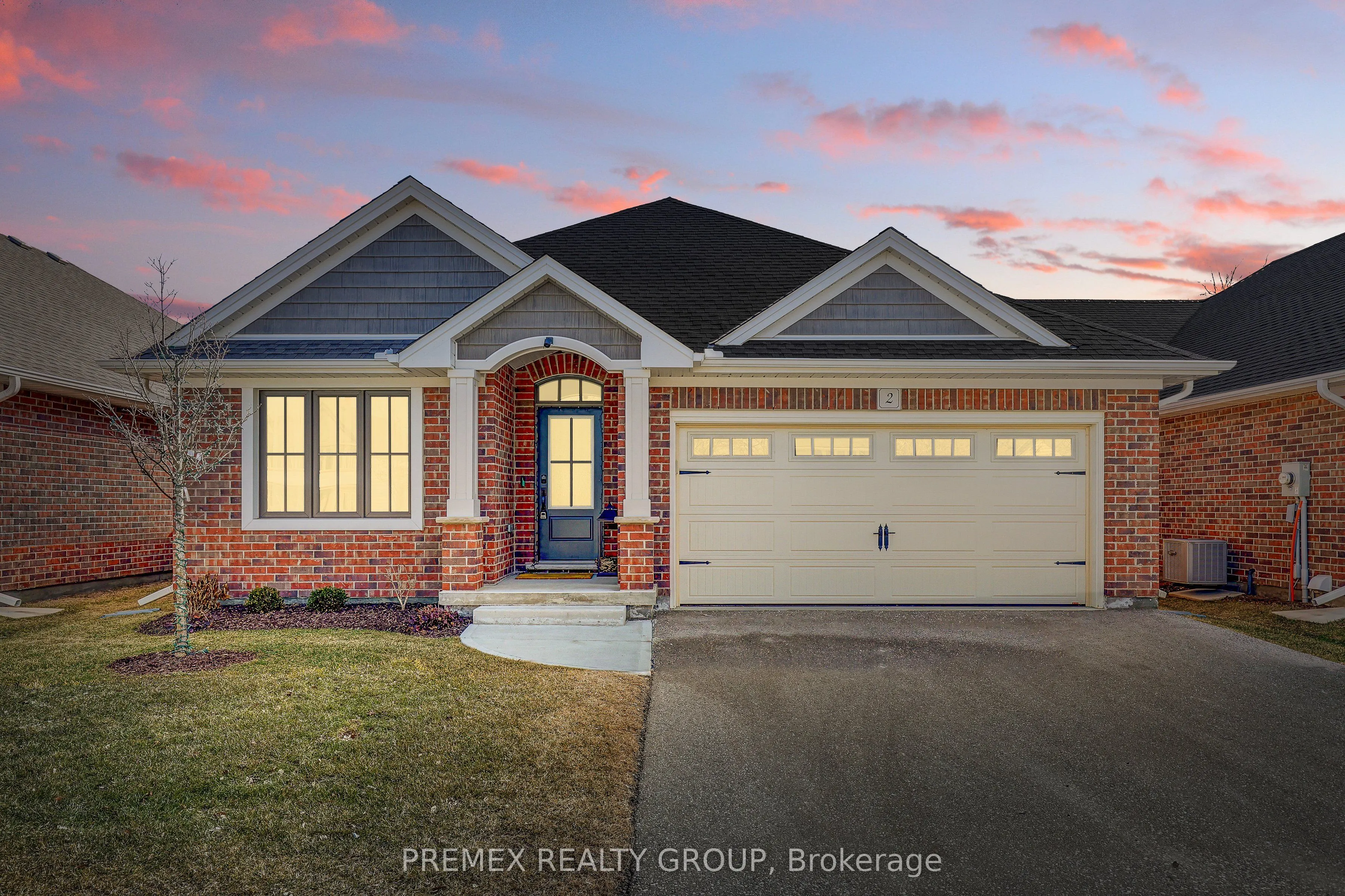 77 Princess Avenue, #2