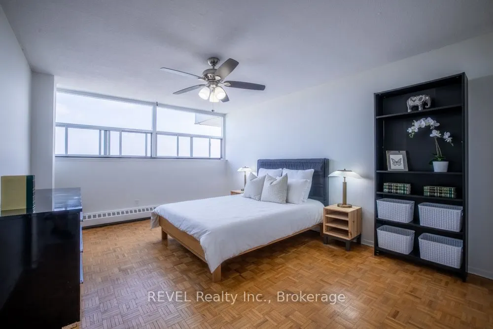 215 Glenridge Avenue, #1104