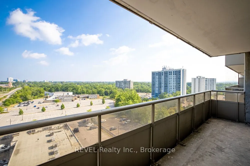 215 Glenridge Avenue, #1104