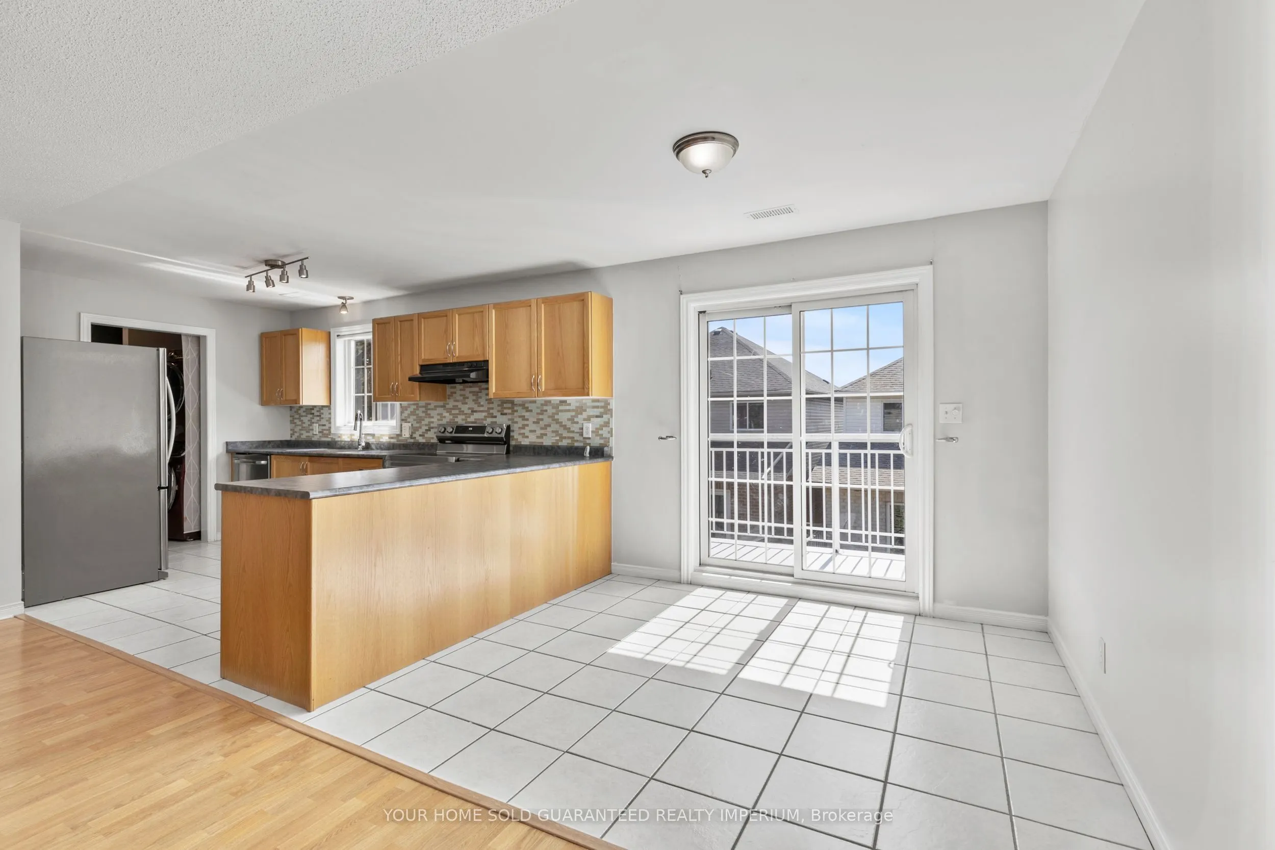 996 Rymal Road E, #14