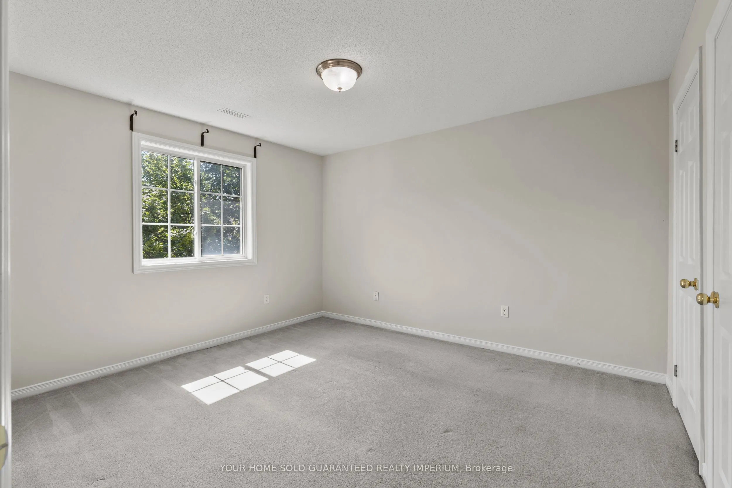 996 Rymal Road E, #14