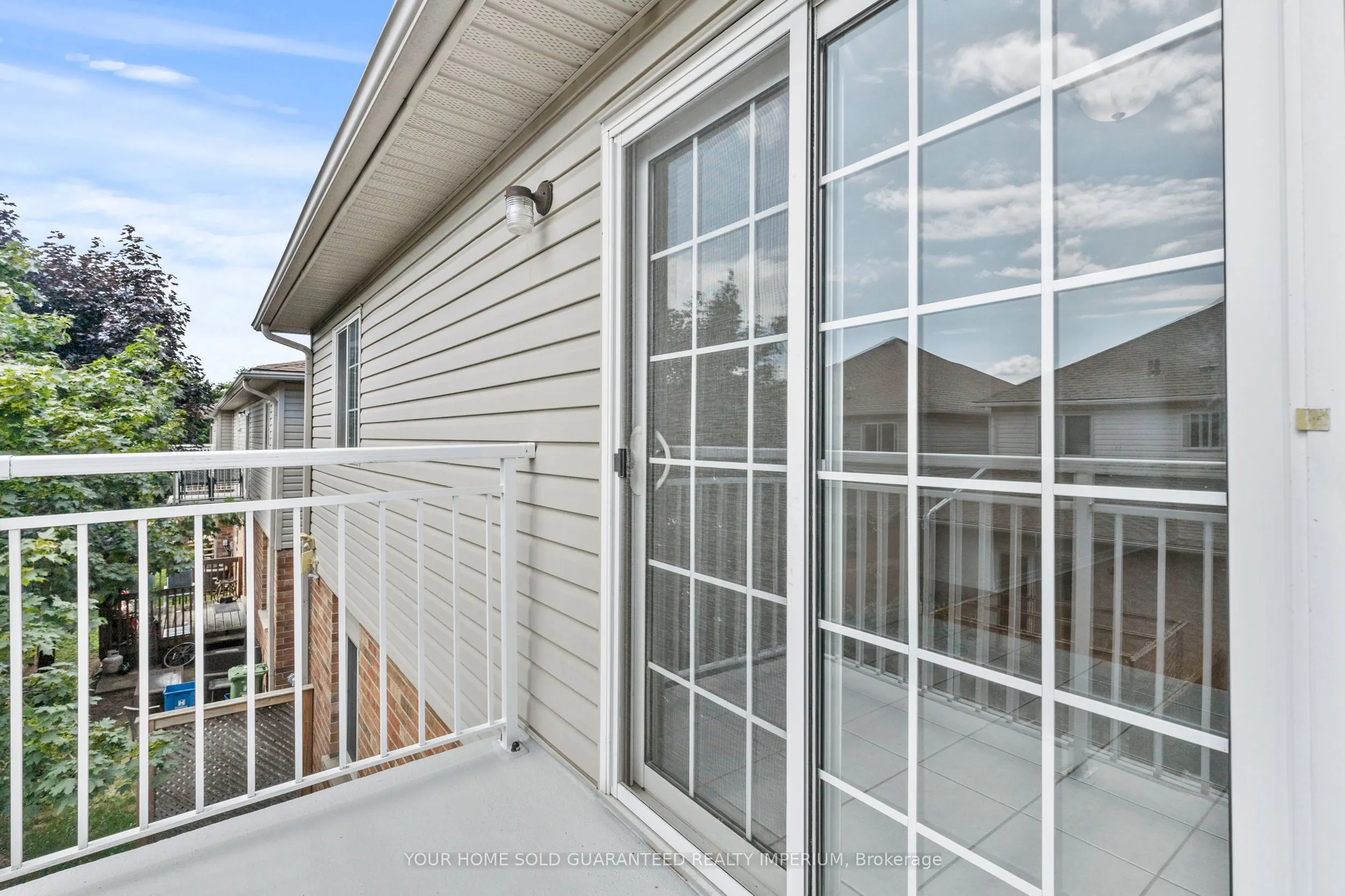 996 Rymal Road E, #14