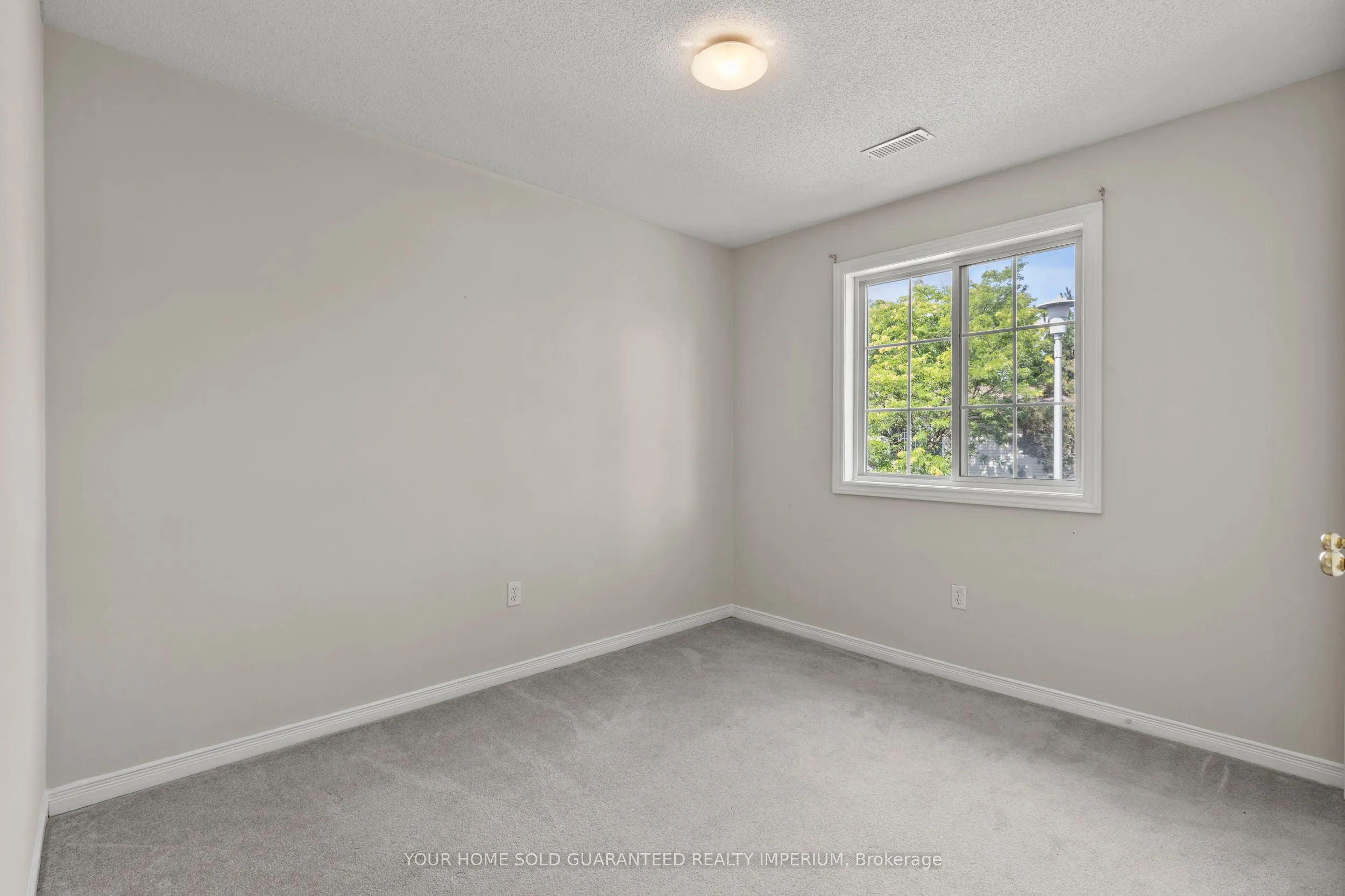 996 Rymal Road E, #14