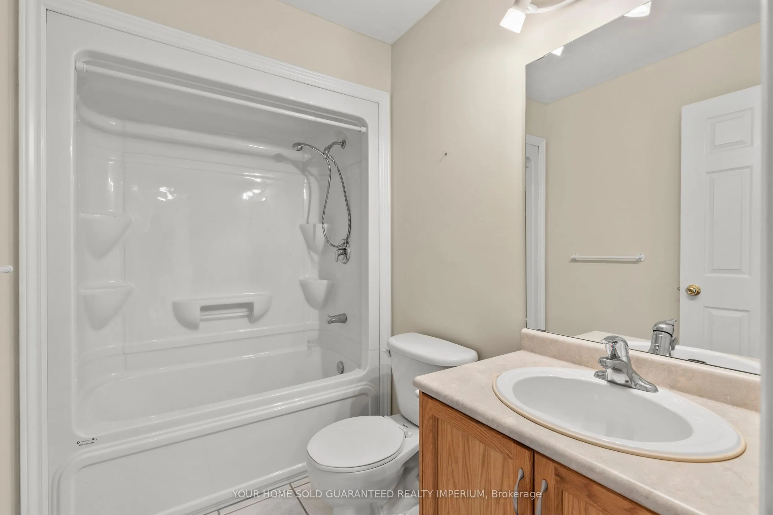 996 Rymal Road E, #14