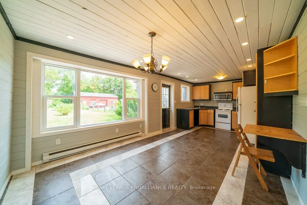 12275 Highway 41