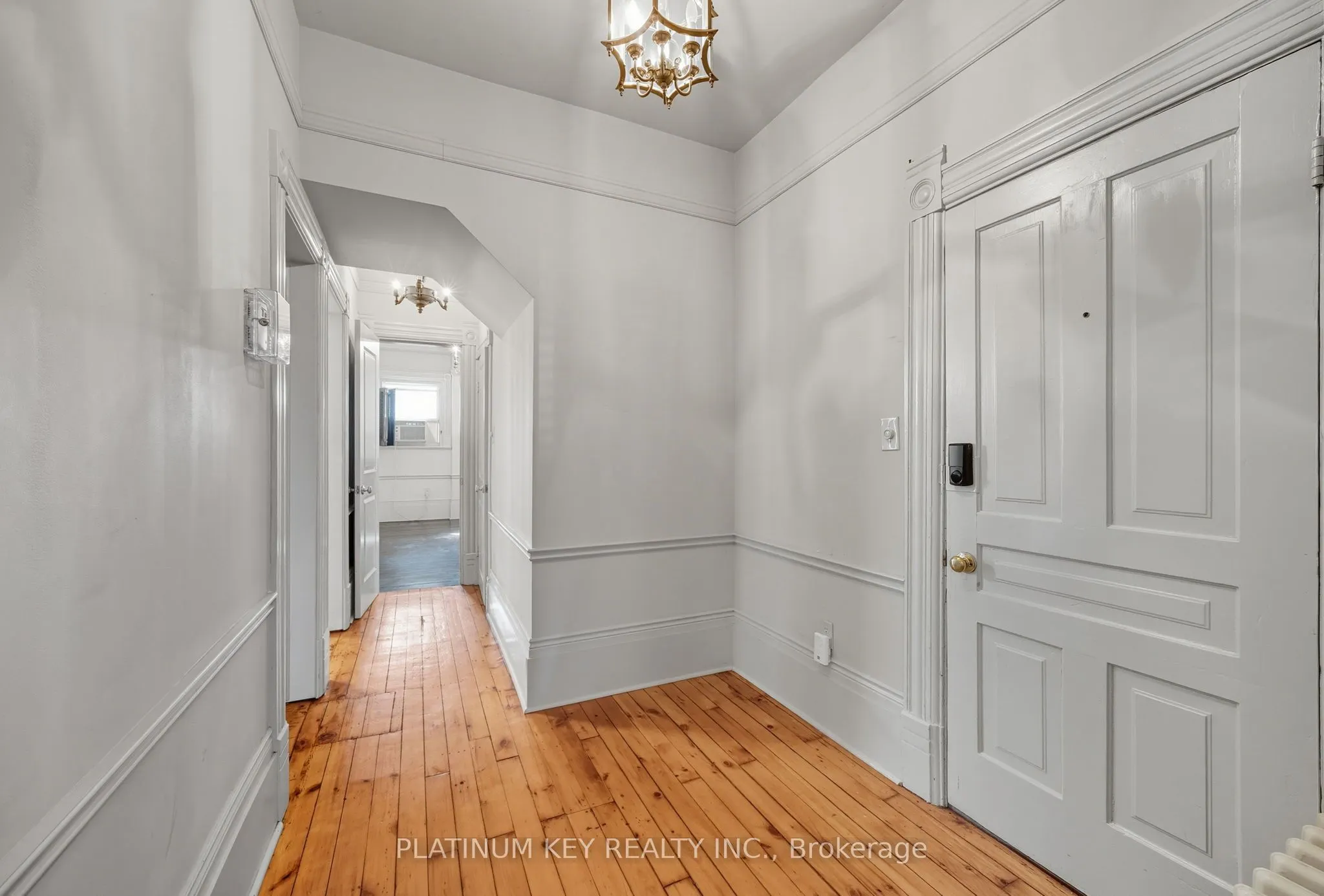 603 Queens Avenue