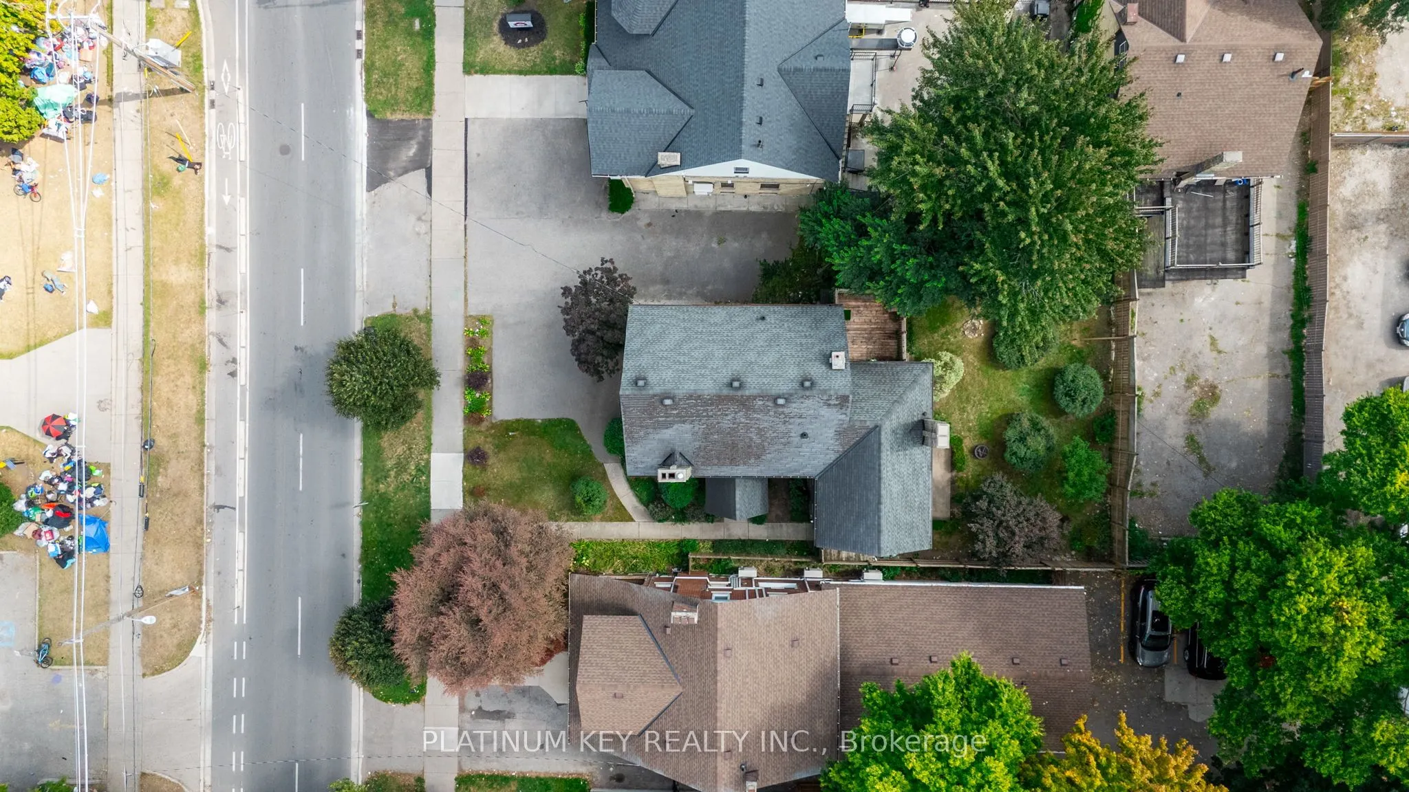 603 Queens Avenue