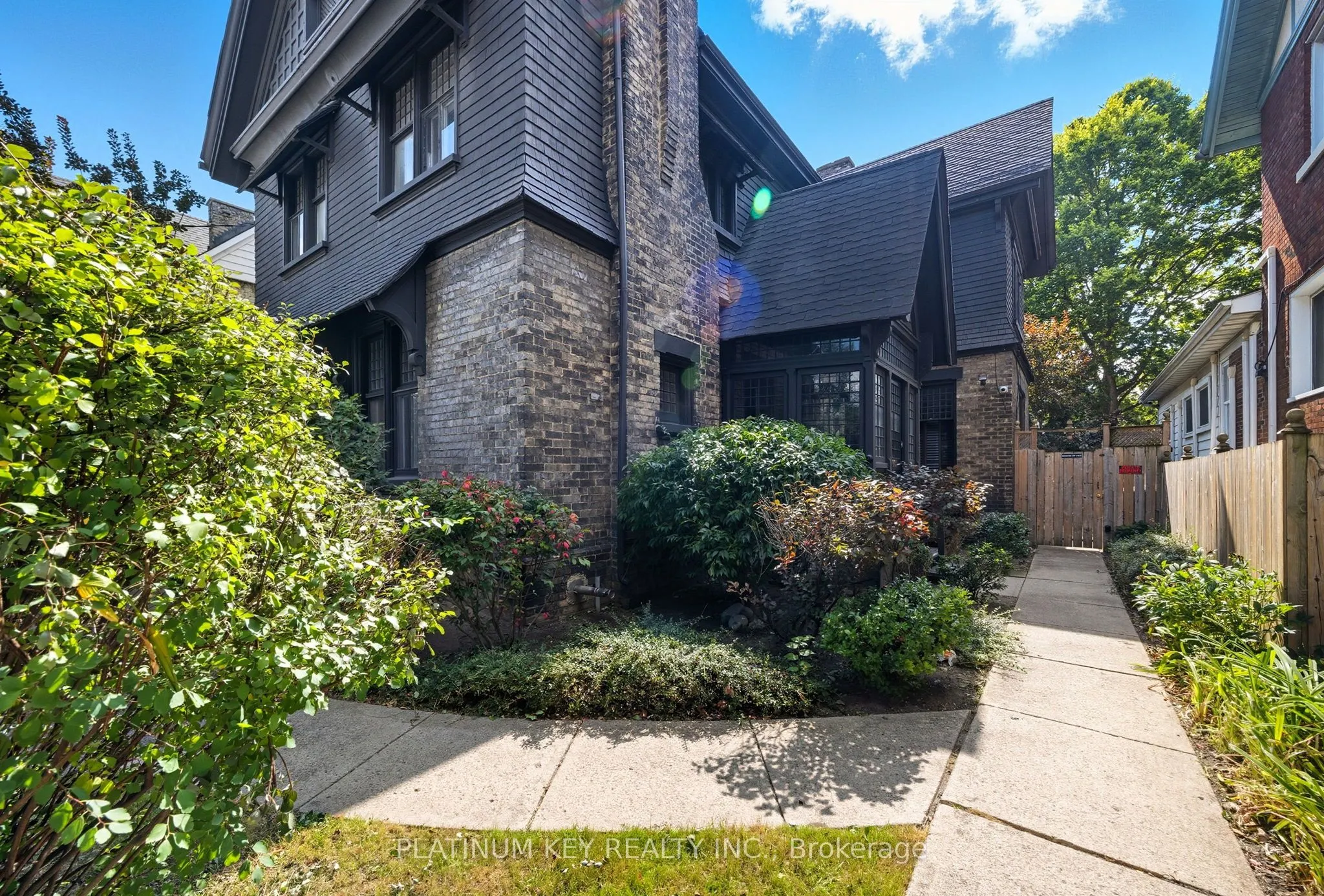 603 Queens Avenue