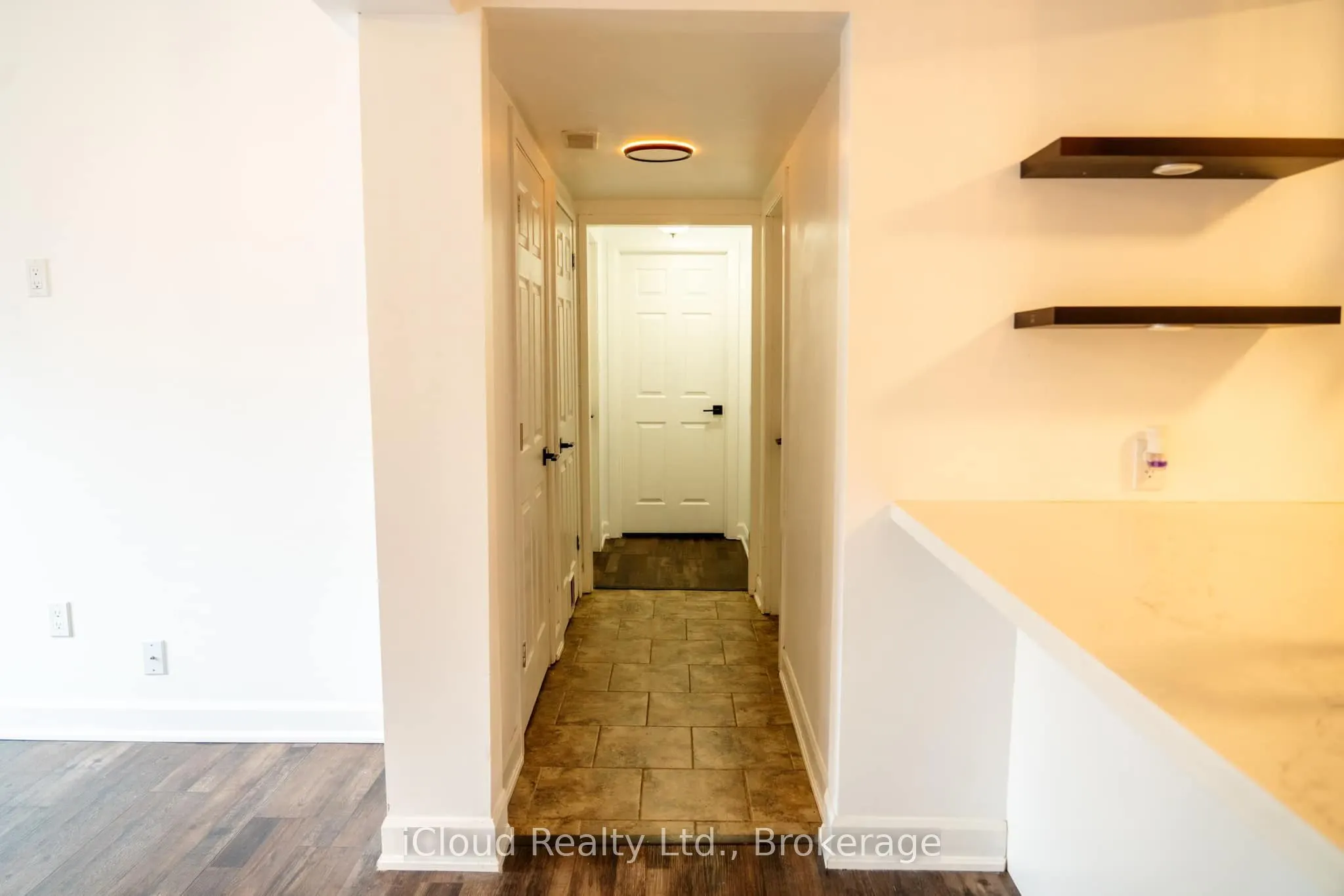 5 ilona Court, #LOWER