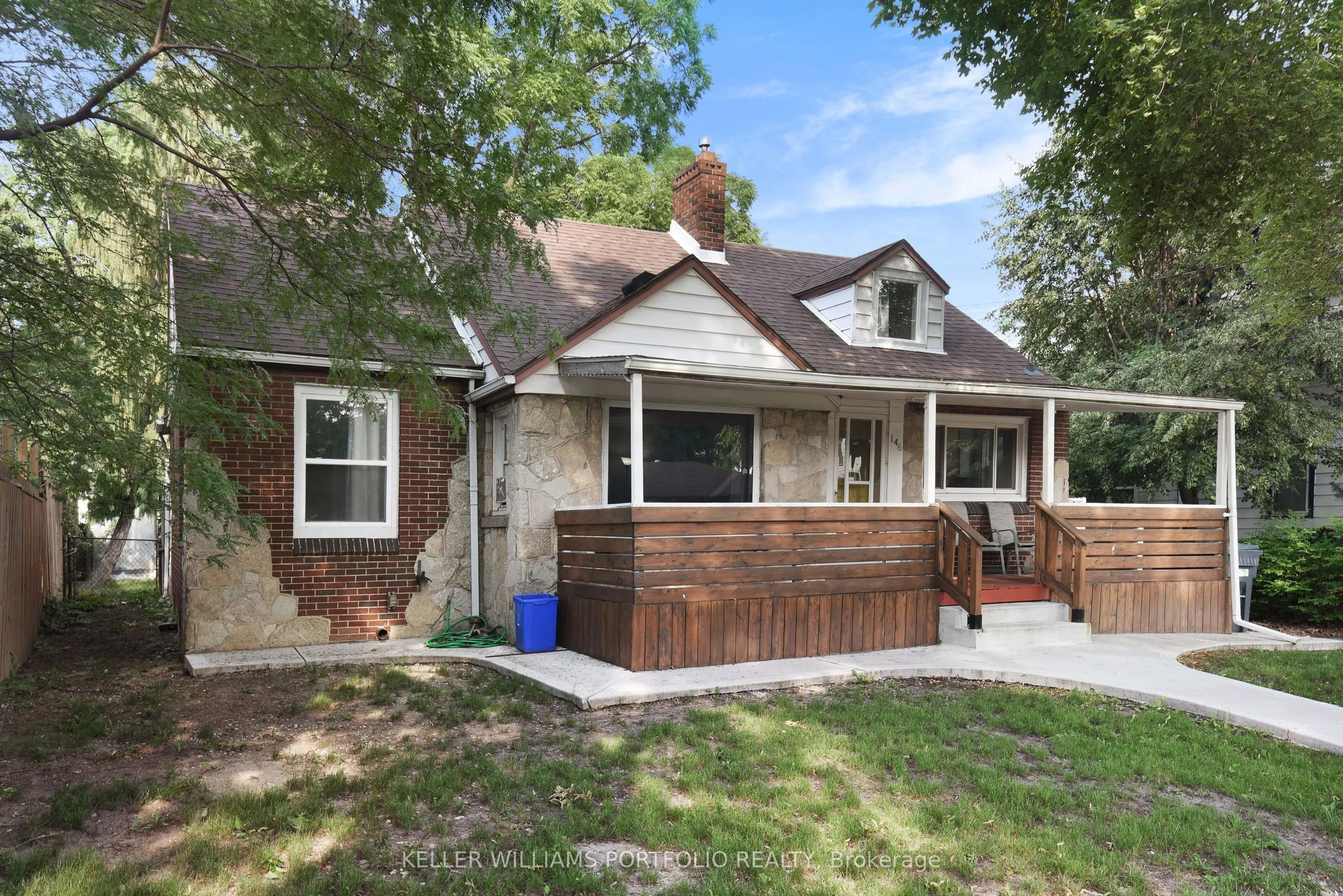 146 Askin Avenue