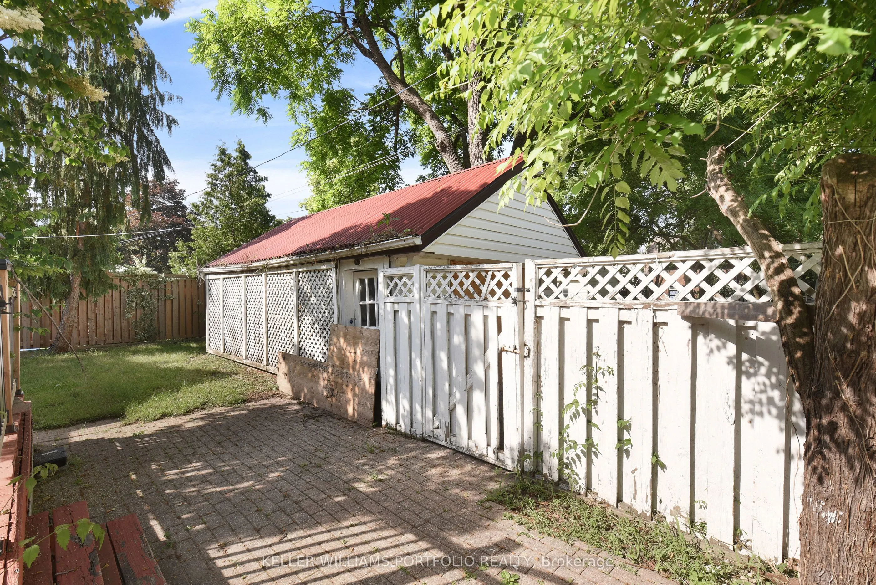 146 Askin Avenue