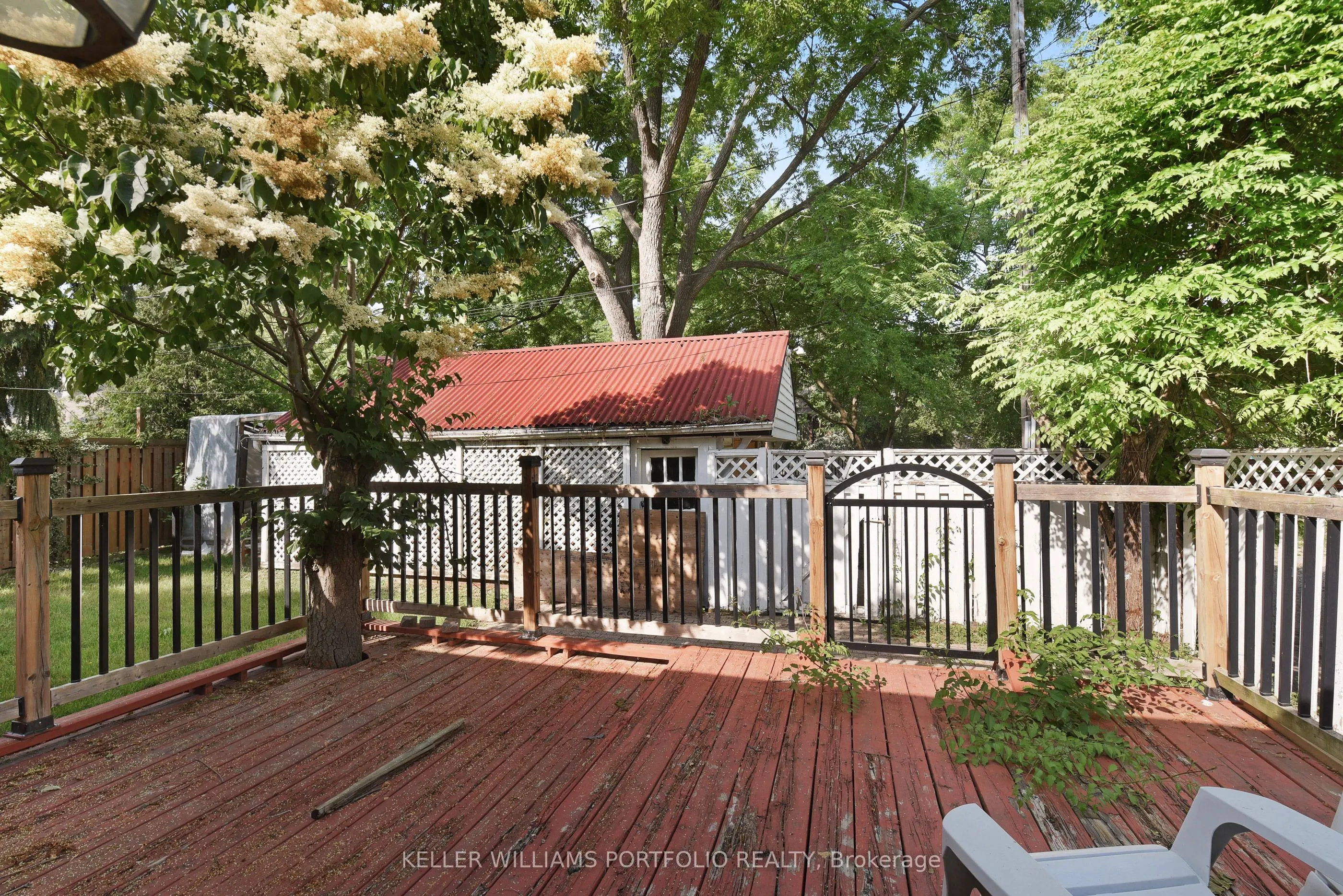 146 Askin Avenue