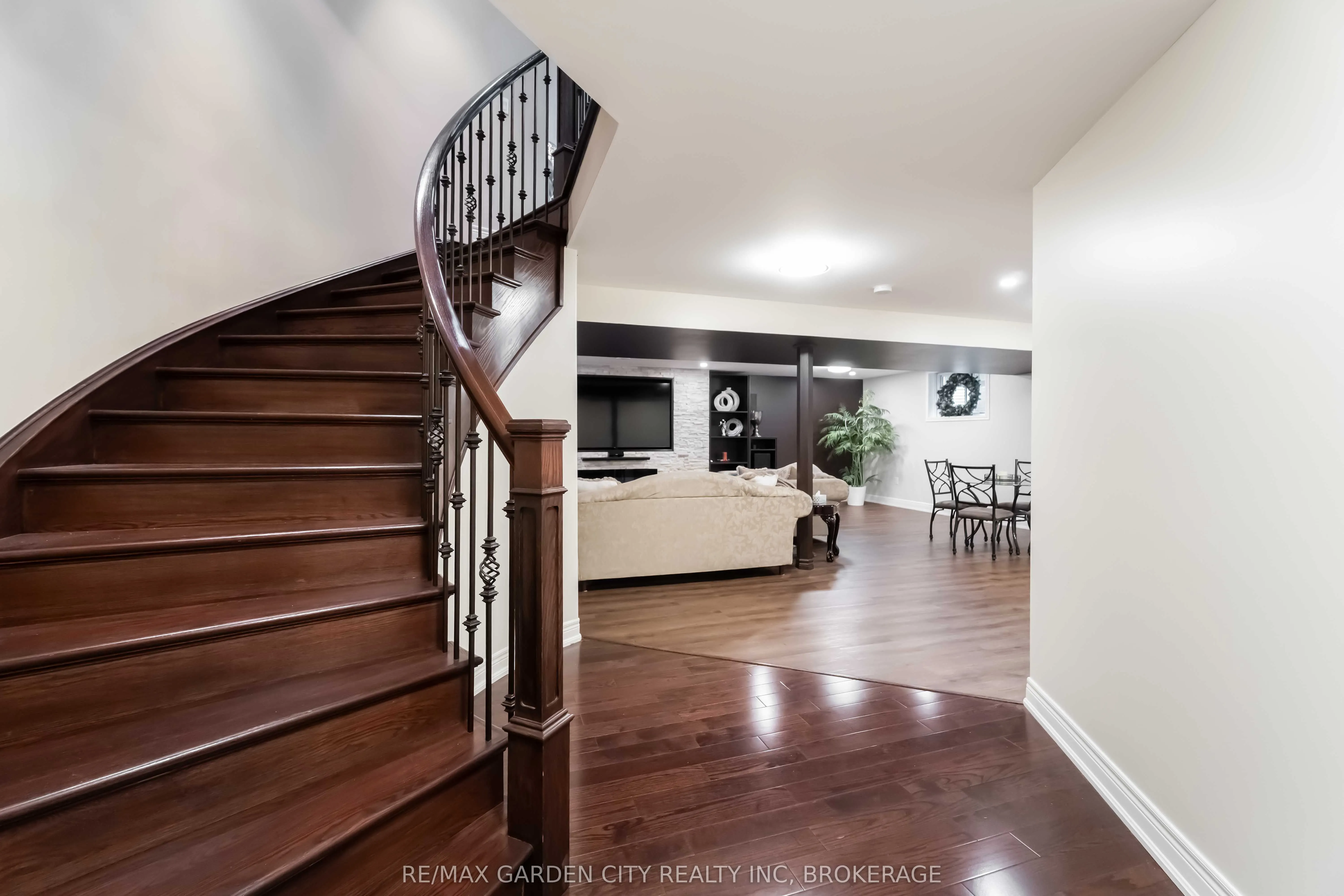 8625 Angie Drive