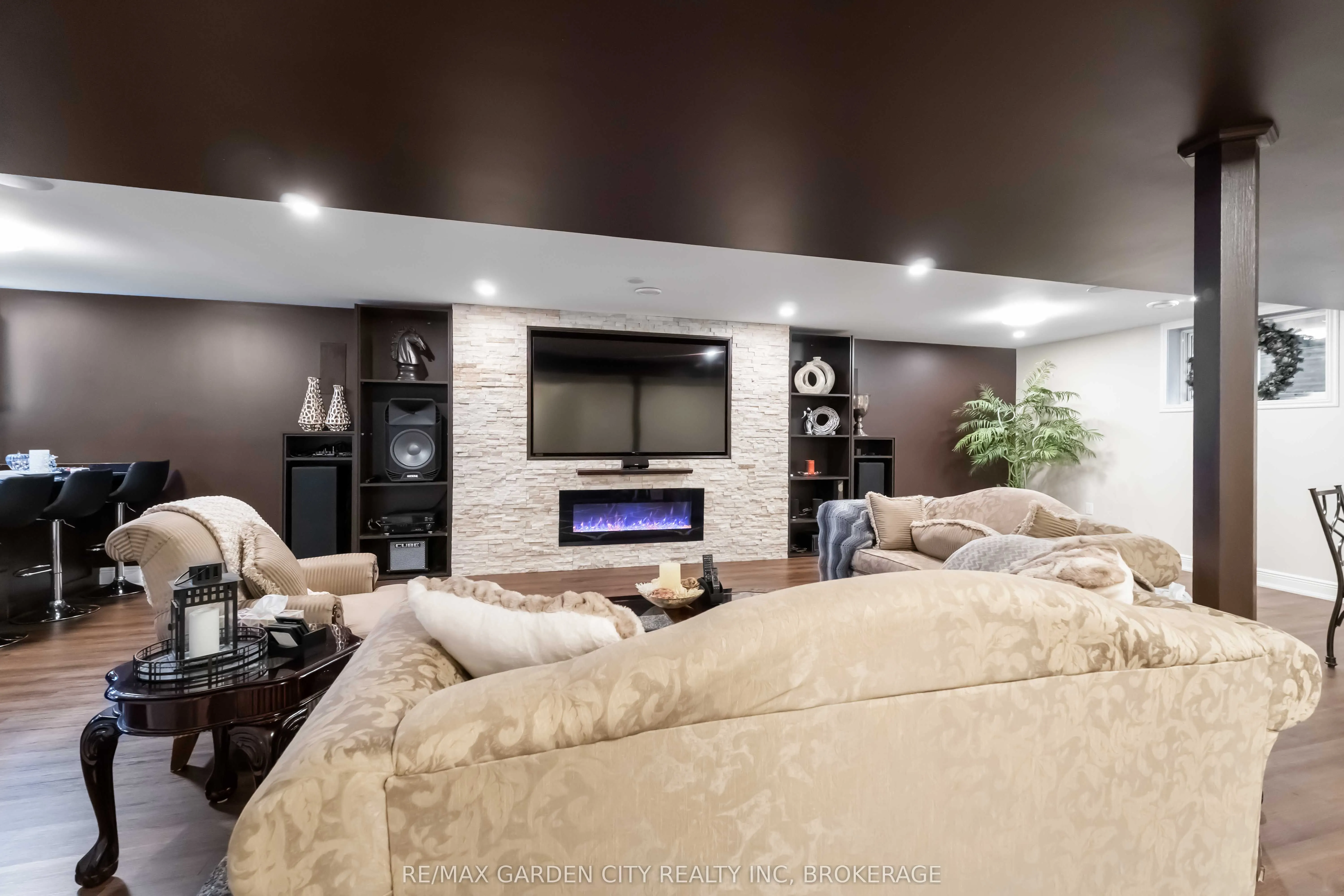8625 Angie Drive