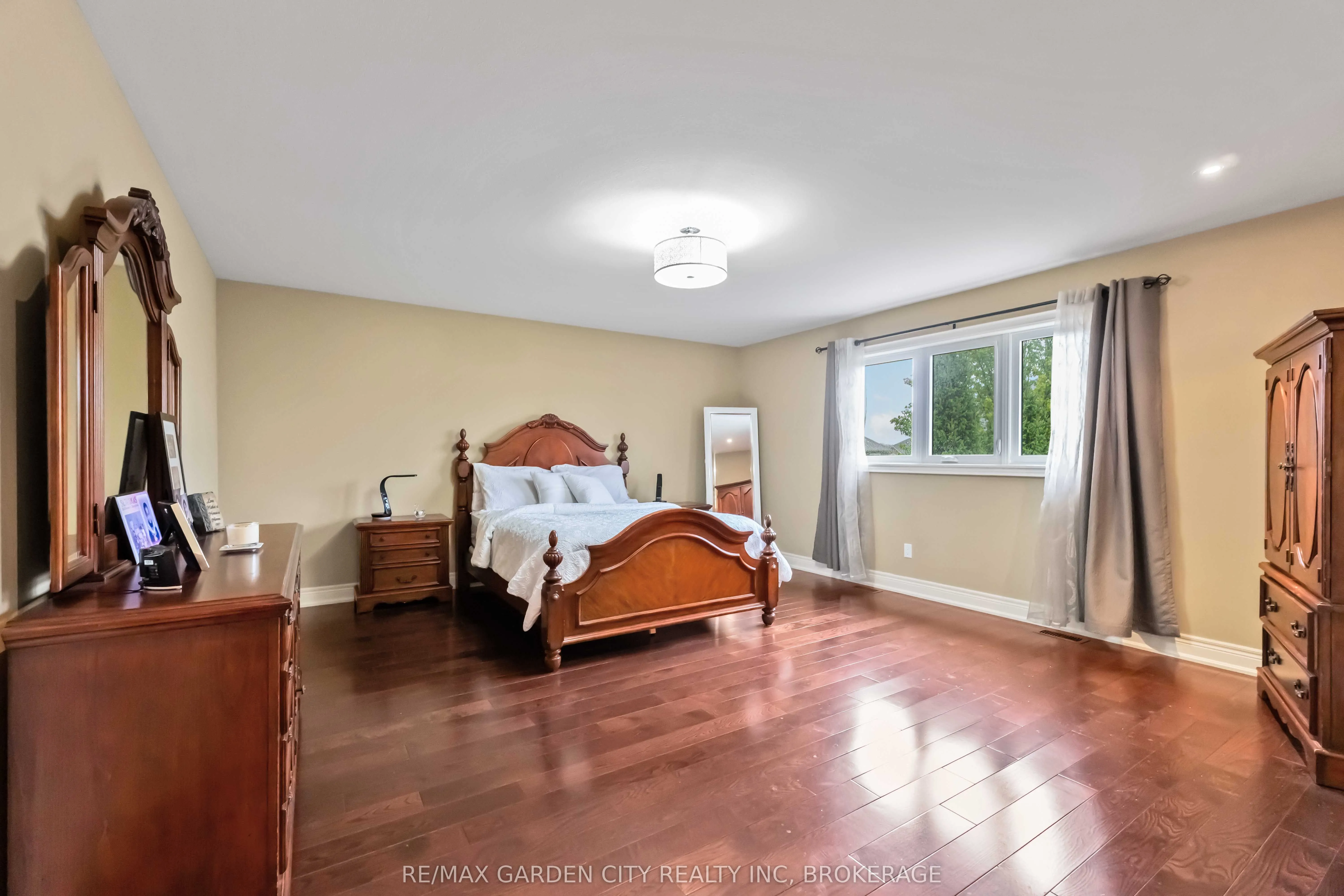 8625 Angie Drive
